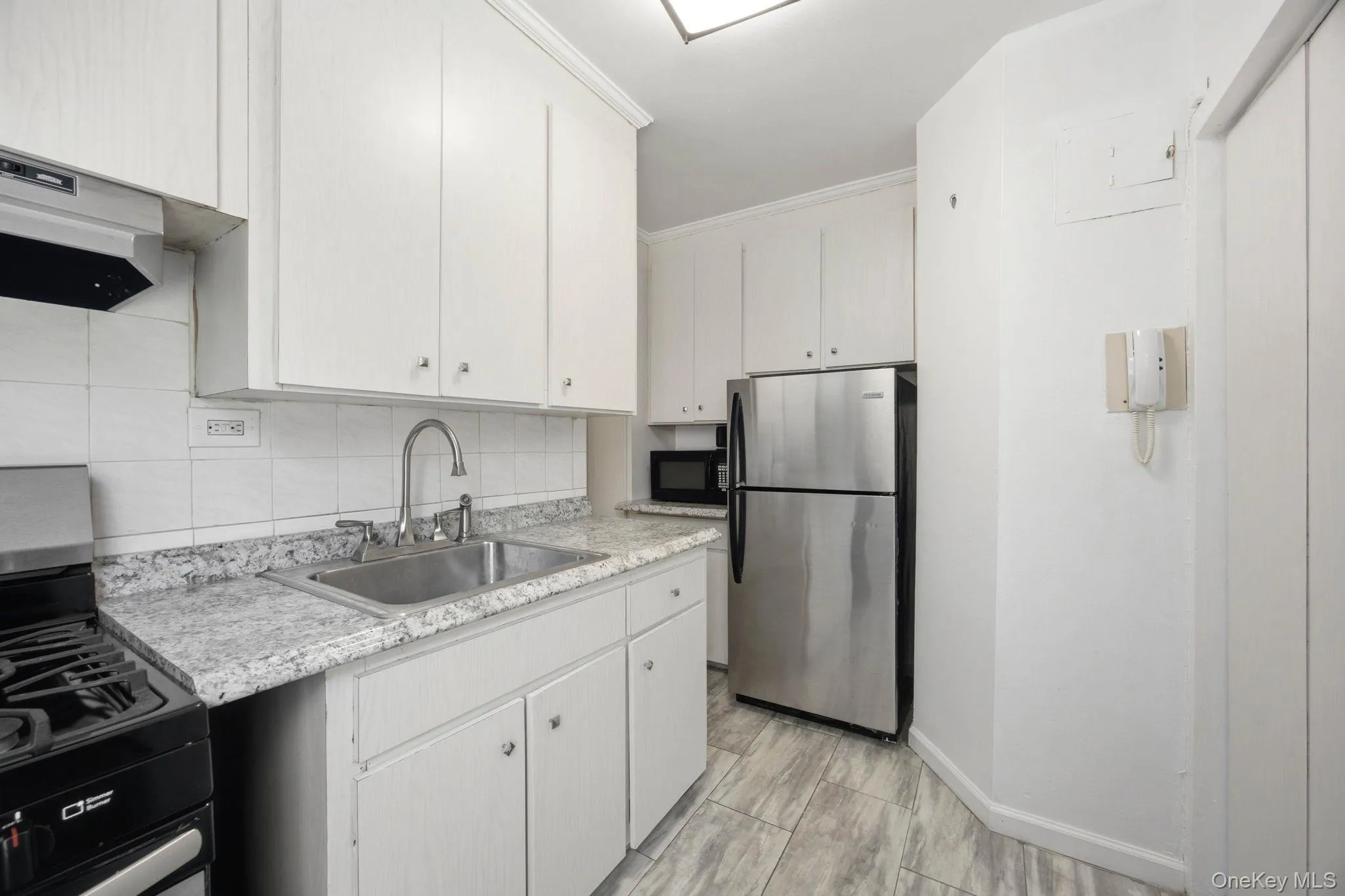 800 Grand Concourse, New York, NY, 2 Bedrooms Bedrooms, 4 Rooms Rooms,1 BathroomBathrooms,Residential,For Rent,Grand Concourse,0,KEY1017663 800 Grand Concourse, New York, NY, 2 Bedrooms Bedrooms, 4 Rooms Rooms,1 BathroomBathrooms,Residential,For Rent,Grand Concourse,0,KEY1017663