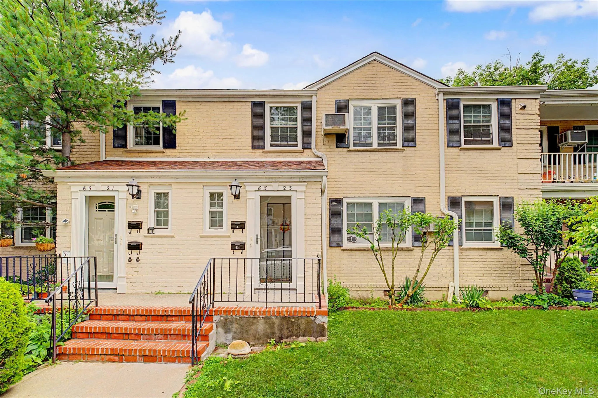 65-23 223rd Place, New York, NY, 2 Bedrooms Bedrooms, 5 Rooms Rooms,1 BathroomBathrooms,Residential,For Rent,223rd,0,KEY1017671 65-23 223rd Place, New York, NY, 2 Bedrooms Bedrooms, 5 Rooms Rooms,1 BathroomBathrooms,Residential,For Rent,223rd,0,KEY1017671