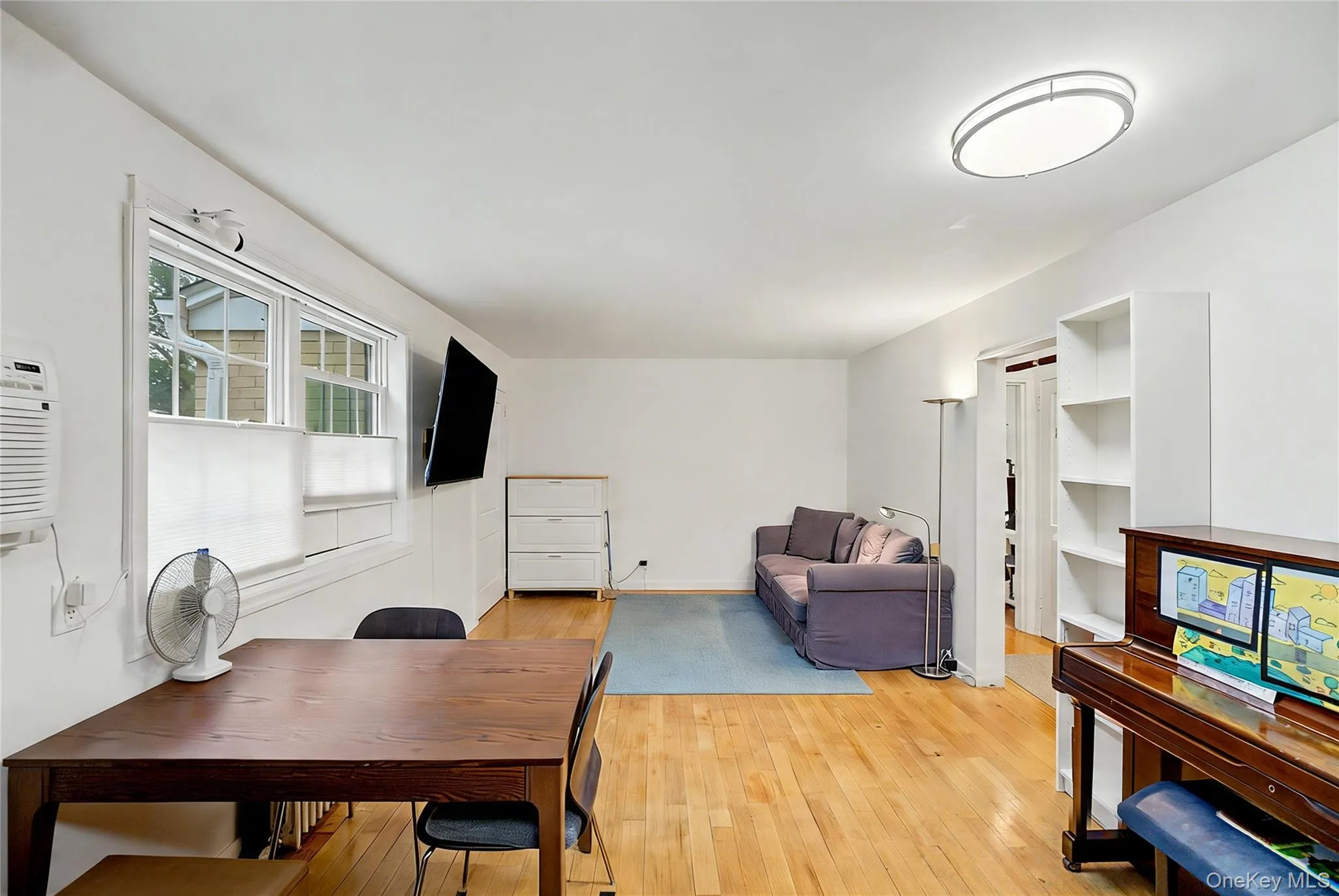 65-23 223rd Place, New York, NY, 2 Bedrooms Bedrooms, 5 Rooms Rooms,1 BathroomBathrooms,Residential,For Rent,223rd,0,KEY1017671 65-23 223rd Place, New York, NY, 2 Bedrooms Bedrooms, 5 Rooms Rooms,1 BathroomBathrooms,Residential,For Rent,223rd,0,KEY1017671