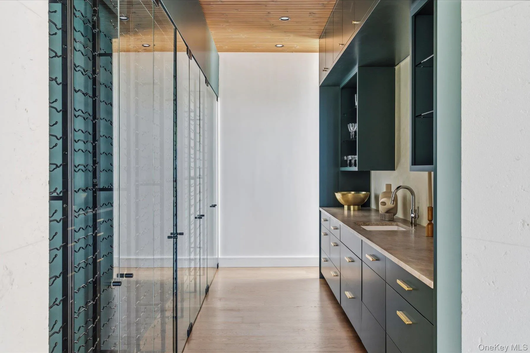 Stunning Wine Room/Butler’s Pantry Stunning Wine Room/Butler’s Pantry