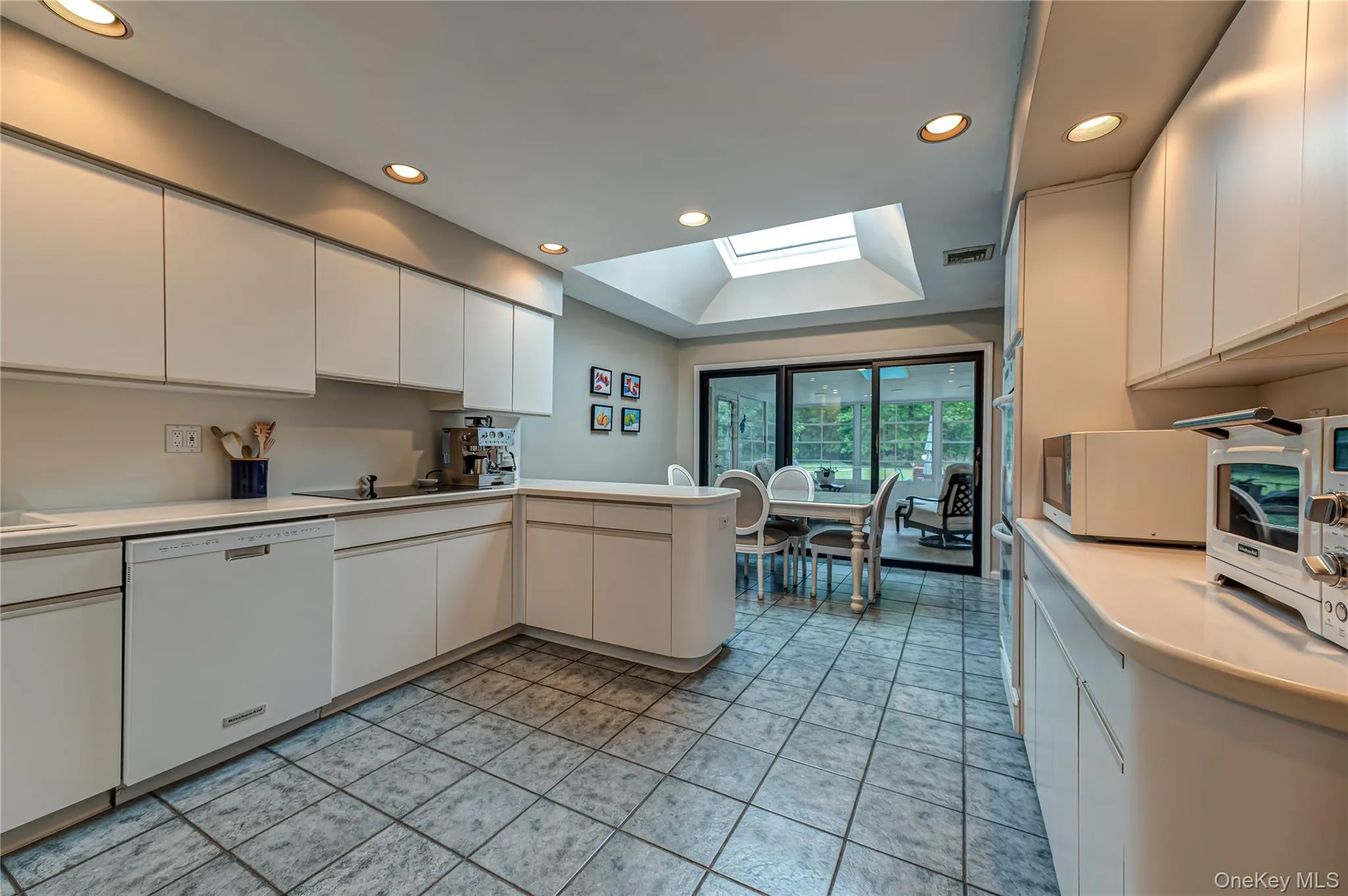 8 Woodvale Drive, Oyster Bay, NY, 4 Bedrooms Bedrooms, 11 Rooms Rooms,4 BathroomsBathrooms,Residential,For Rent,Woodvale,0,KEY1017676 8 Woodvale Drive, Oyster Bay, NY, 4 Bedrooms Bedrooms, 11 Rooms Rooms,4 BathroomsBathrooms,Residential,For Rent,Woodvale,0,KEY1017676