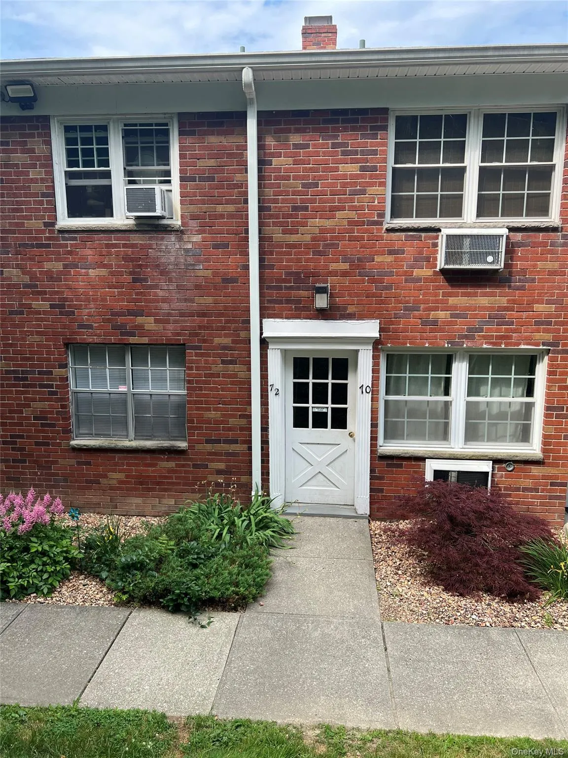 6 Colonial Road, Beacon, NY, 1 Bedroom Bedrooms, 3 Rooms Rooms,1 BathroomBathrooms,Residential Lease,For Rent,Colonial,0,1017677 6 Colonial Road, Beacon, NY, 1 Bedroom Bedrooms, 3 Rooms Rooms,1 BathroomBathrooms,Residential Lease,For Rent,Colonial,0,1017677