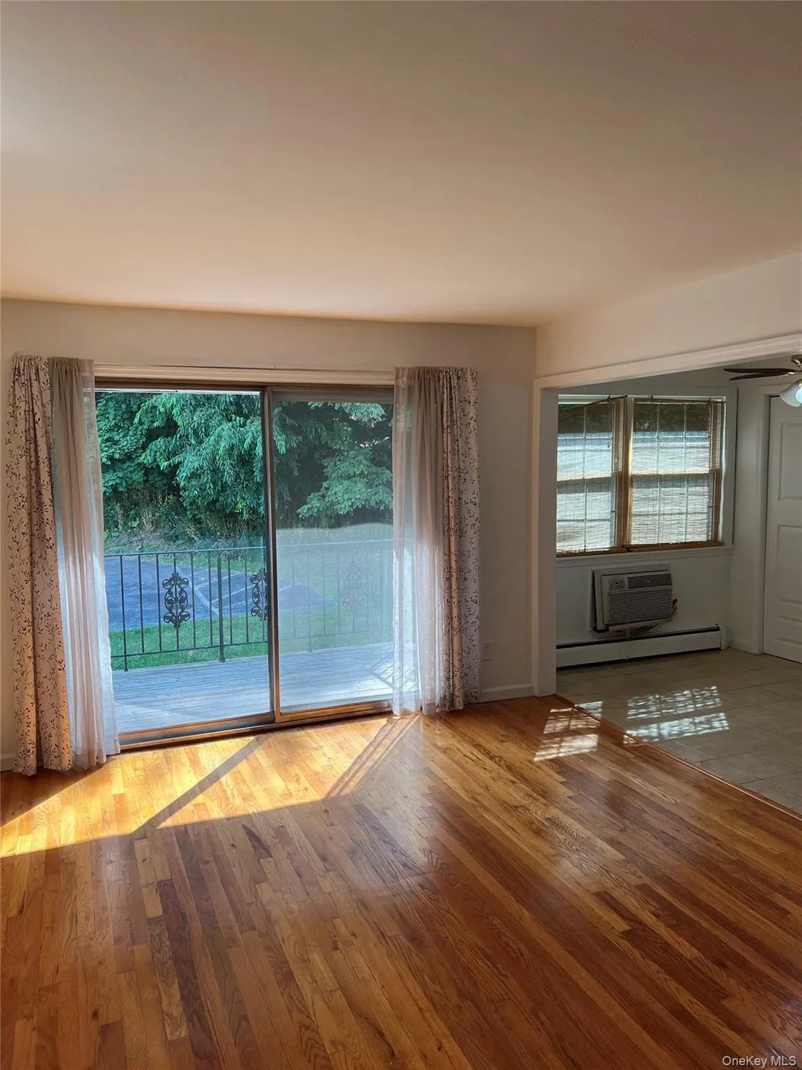 6 Colonial Road, Beacon, NY, 1 Bedroom Bedrooms, 3 Rooms Rooms,1 BathroomBathrooms,Residential Lease,For Rent,Colonial,0,1017677 6 Colonial Road, Beacon, NY, 1 Bedroom Bedrooms, 3 Rooms Rooms,1 BathroomBathrooms,Residential Lease,For Rent,Colonial,0,1017677