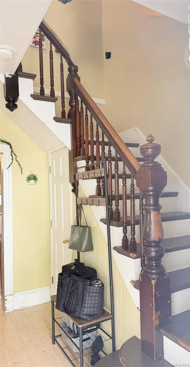 18 Pleasant Avenue, Montgomery, NY, 3 Bedrooms Bedrooms, 6 Rooms Rooms,2 BathroomsBathrooms,Residential,For Rent,Pleasant,0,1017679 18 Pleasant Avenue, Montgomery, NY, 3 Bedrooms Bedrooms, 6 Rooms Rooms,2 BathroomsBathrooms,Residential,For Rent,Pleasant,0,1017679