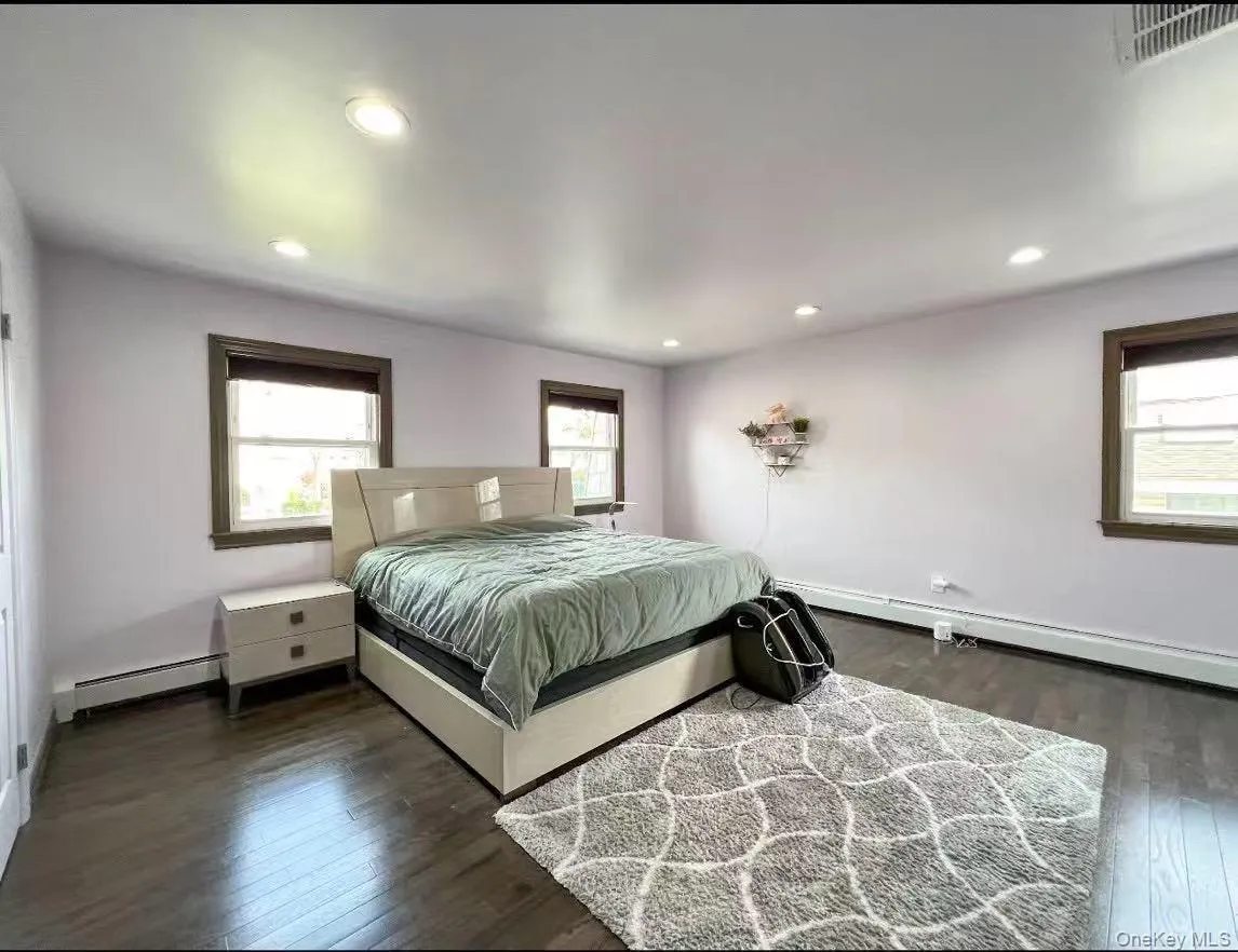 248-50 54th Avenue, New York, NY, 5 Bedrooms Bedrooms, 11 Rooms Rooms,3 BathroomsBathrooms,Residential,For Rent,54th,0,KEY1017681 248-50 54th Avenue, New York, NY, 5 Bedrooms Bedrooms, 11 Rooms Rooms,3 BathroomsBathrooms,Residential,For Rent,54th,0,KEY1017681