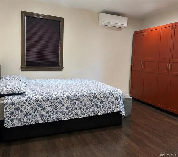 248-50 54th Avenue, New York, NY, 5 Bedrooms Bedrooms, 11 Rooms Rooms,3 BathroomsBathrooms,Residential,For Rent,54th,0,1017681 248-50 54th Avenue, New York, NY, 5 Bedrooms Bedrooms, 11 Rooms Rooms,3 BathroomsBathrooms,Residential,For Rent,54th,0,1017681