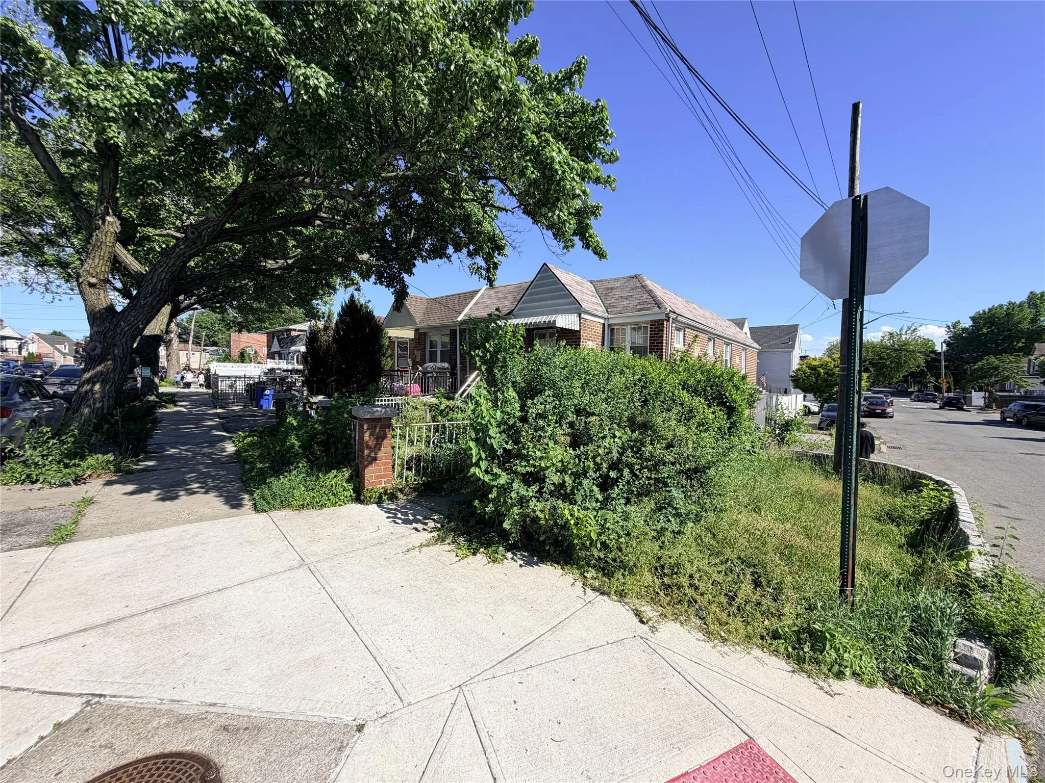 3140 Waterbury Avenue, New York, NY, 3 Bedrooms Bedrooms, 8 Rooms Rooms,2 BathroomsBathrooms,Residential,For Rent,Waterbury,0,KEY1017683 3140 Waterbury Avenue, New York, NY, 3 Bedrooms Bedrooms, 8 Rooms Rooms,2 BathroomsBathrooms,Residential,For Rent,Waterbury,0,KEY1017683