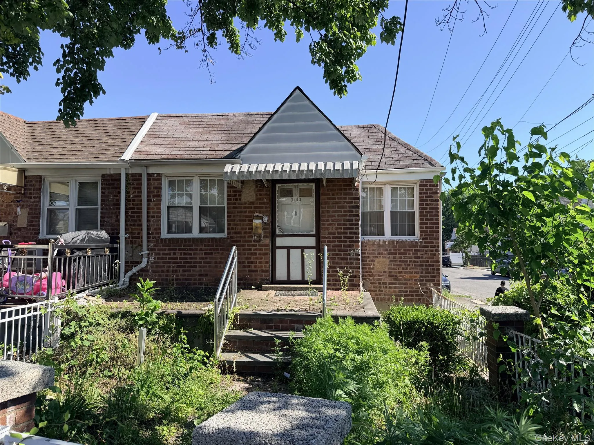 3140 Waterbury Avenue, New York, NY, 3 Bedrooms Bedrooms, 8 Rooms Rooms,2 BathroomsBathrooms,Residential,For Rent,Waterbury,0,KEY1017683 3140 Waterbury Avenue, New York, NY, 3 Bedrooms Bedrooms, 8 Rooms Rooms,2 BathroomsBathrooms,Residential,For Rent,Waterbury,0,KEY1017683