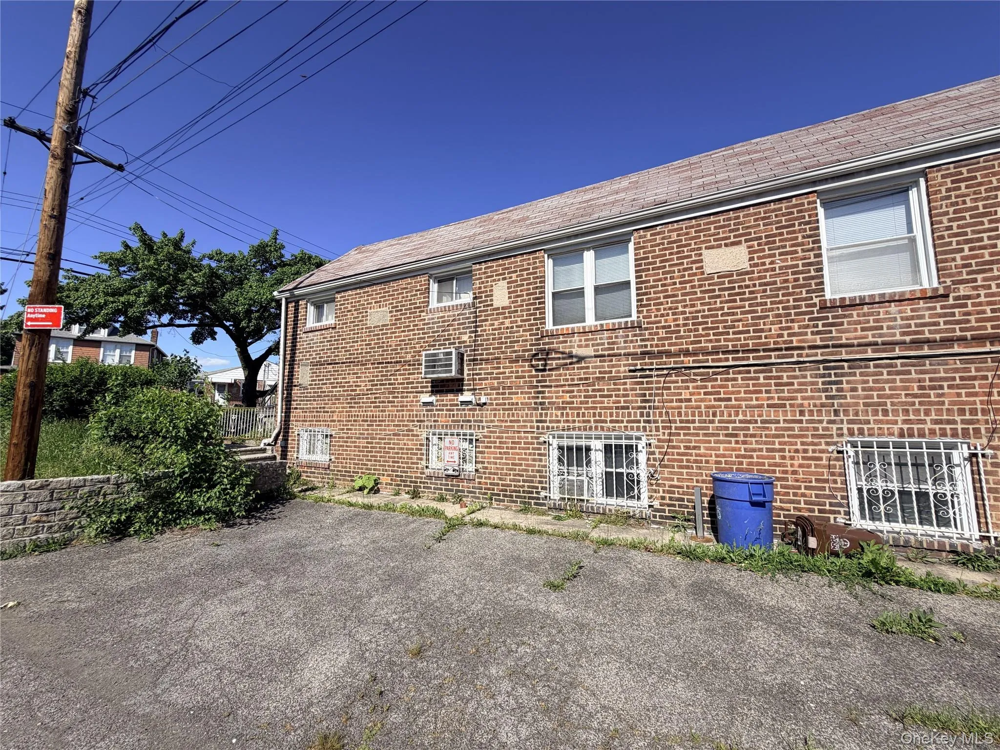 3140 Waterbury Avenue, New York, NY, 3 Bedrooms Bedrooms, 8 Rooms Rooms,2 BathroomsBathrooms,Residential,For Rent,Waterbury,0,KEY1017683 3140 Waterbury Avenue, New York, NY, 3 Bedrooms Bedrooms, 8 Rooms Rooms,2 BathroomsBathrooms,Residential,For Rent,Waterbury,0,KEY1017683