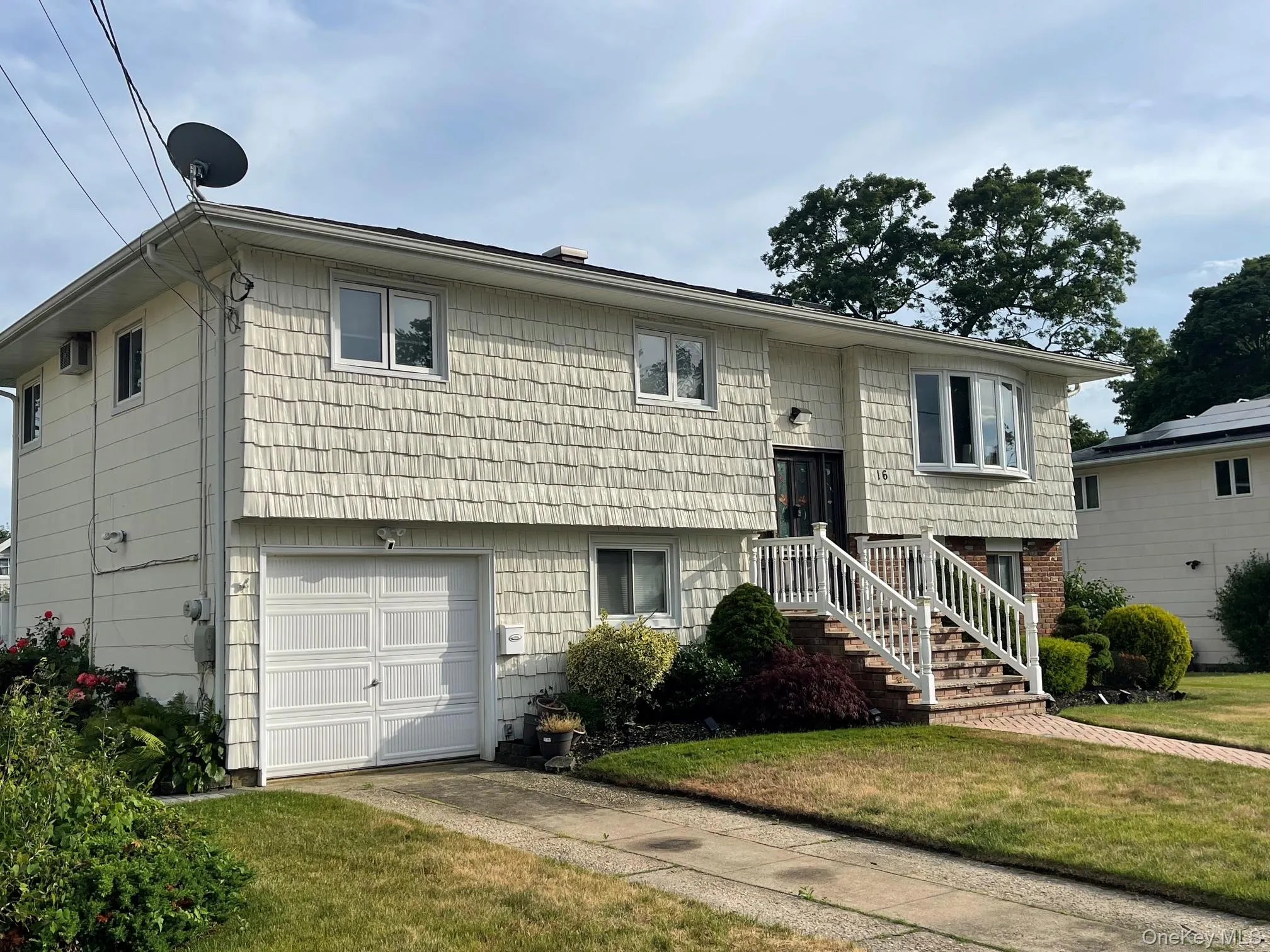 16 Espie Lane, Babylon, NY, 5 Bedrooms Bedrooms, 11 Rooms Rooms,2 BathroomsBathrooms,Residential,For Rent,Espie,0,1017687 16 Espie Lane, Babylon, NY, 5 Bedrooms Bedrooms, 11 Rooms Rooms,2 BathroomsBathrooms,Residential,For Rent,Espie,0,1017687