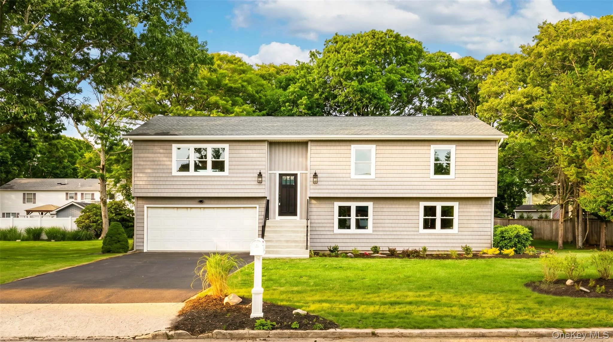 7 Sinnickson Road, Brookhaven, NY, 4 Bedrooms Bedrooms, 10 Rooms Rooms,3 BathroomsBathrooms,Residential,For Rent,Sinnickson,0,KEY1017688 7 Sinnickson Road, Brookhaven, NY, 4 Bedrooms Bedrooms, 10 Rooms Rooms,3 BathroomsBathrooms,Residential,For Rent,Sinnickson,0,KEY1017688