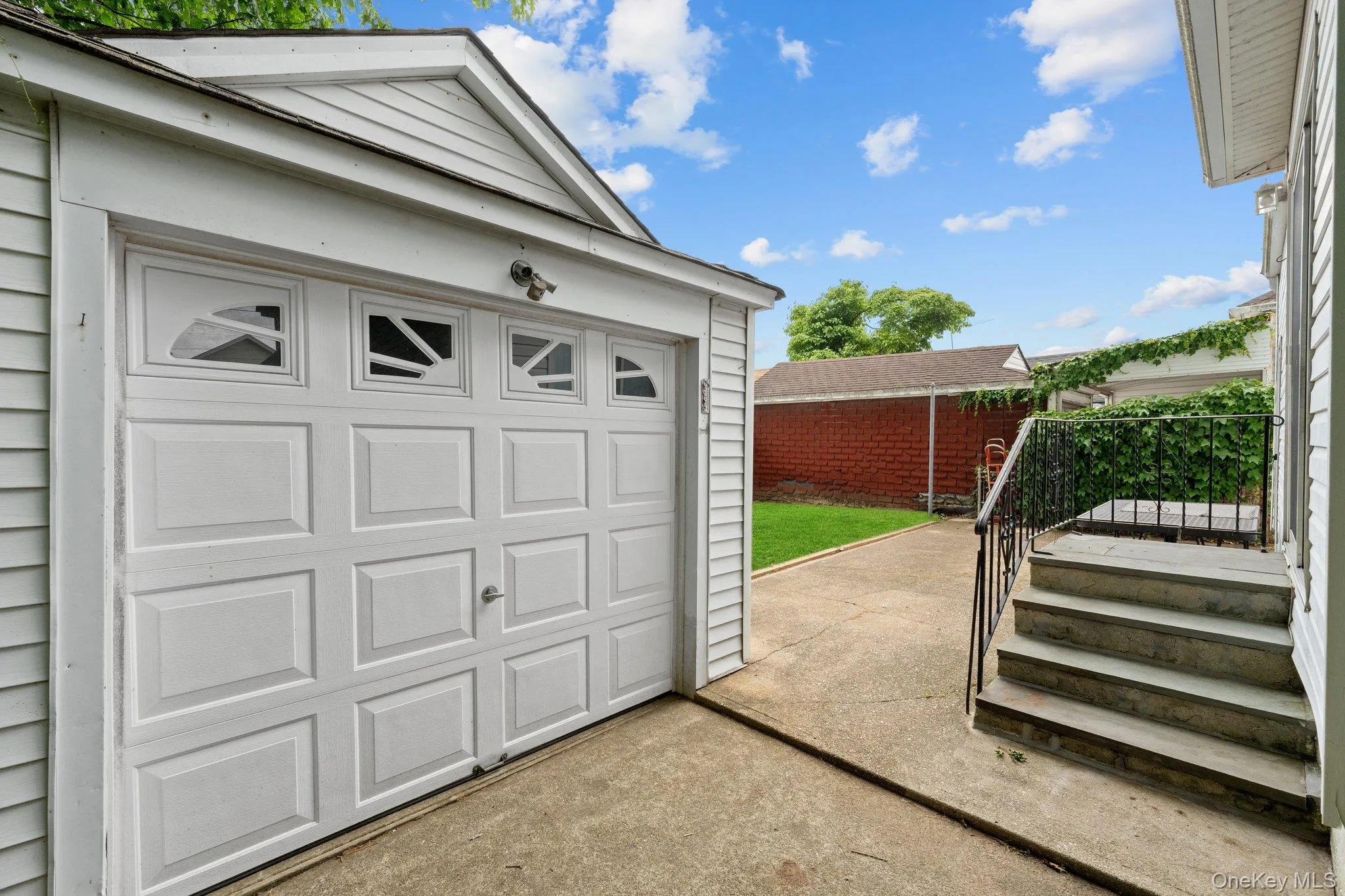 1318 Scimitar Avenue, Hempstead, NY, 4 Bedrooms Bedrooms, 8 Rooms Rooms,2 BathroomsBathrooms,Residential,For Rent,Scimitar,0,KEY1017689 1318 Scimitar Avenue, Hempstead, NY, 4 Bedrooms Bedrooms, 8 Rooms Rooms,2 BathroomsBathrooms,Residential,For Rent,Scimitar,0,KEY1017689