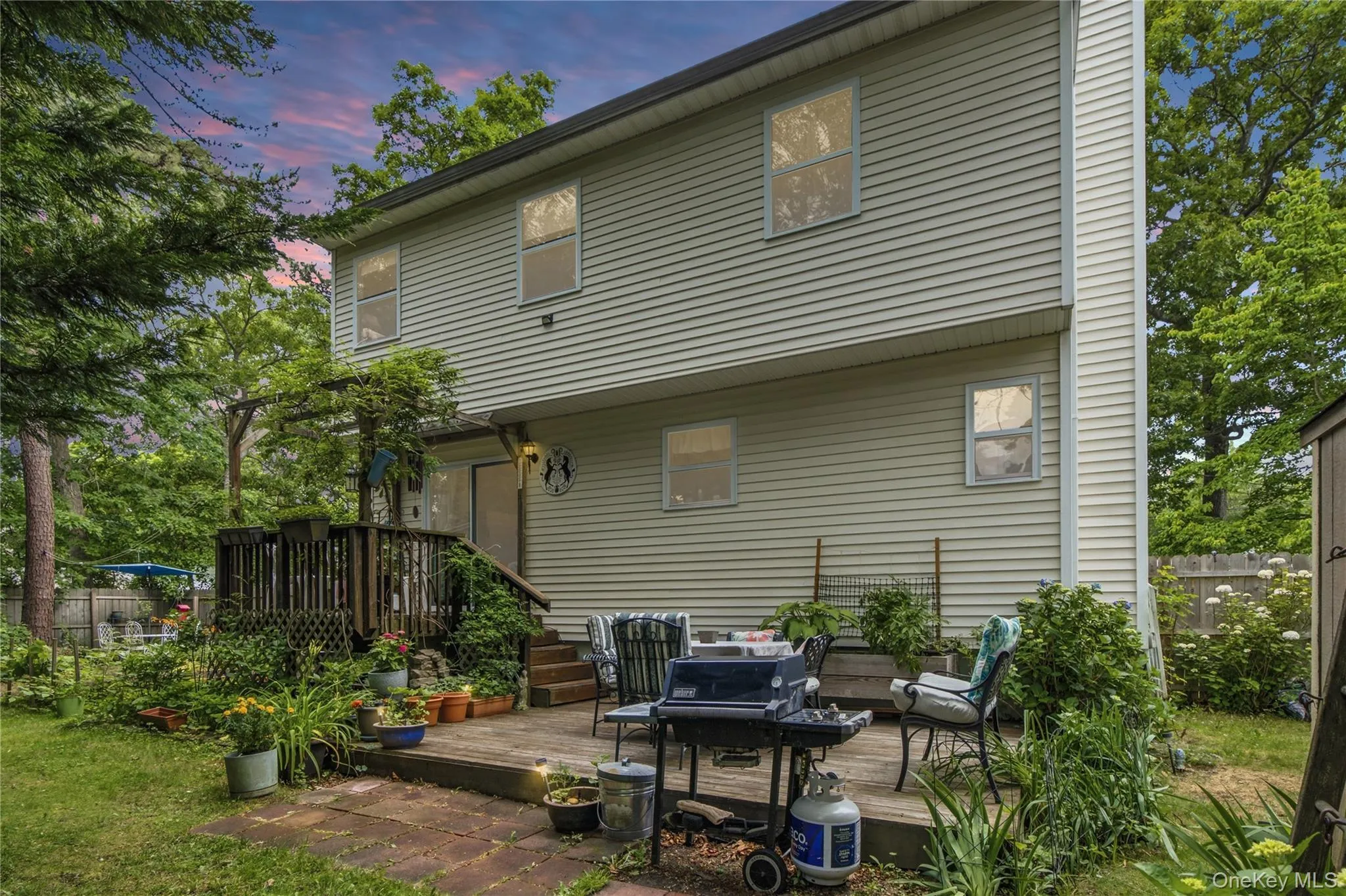 58 Silver Road, Brookhaven, NY, 3 Bedrooms Bedrooms, 10 Rooms Rooms,1 BathroomBathrooms,Residential,For Rent,Silver,0,KEY1017690 58 Silver Road, Brookhaven, NY, 3 Bedrooms Bedrooms, 10 Rooms Rooms,1 BathroomBathrooms,Residential,For Rent,Silver,0,KEY1017690