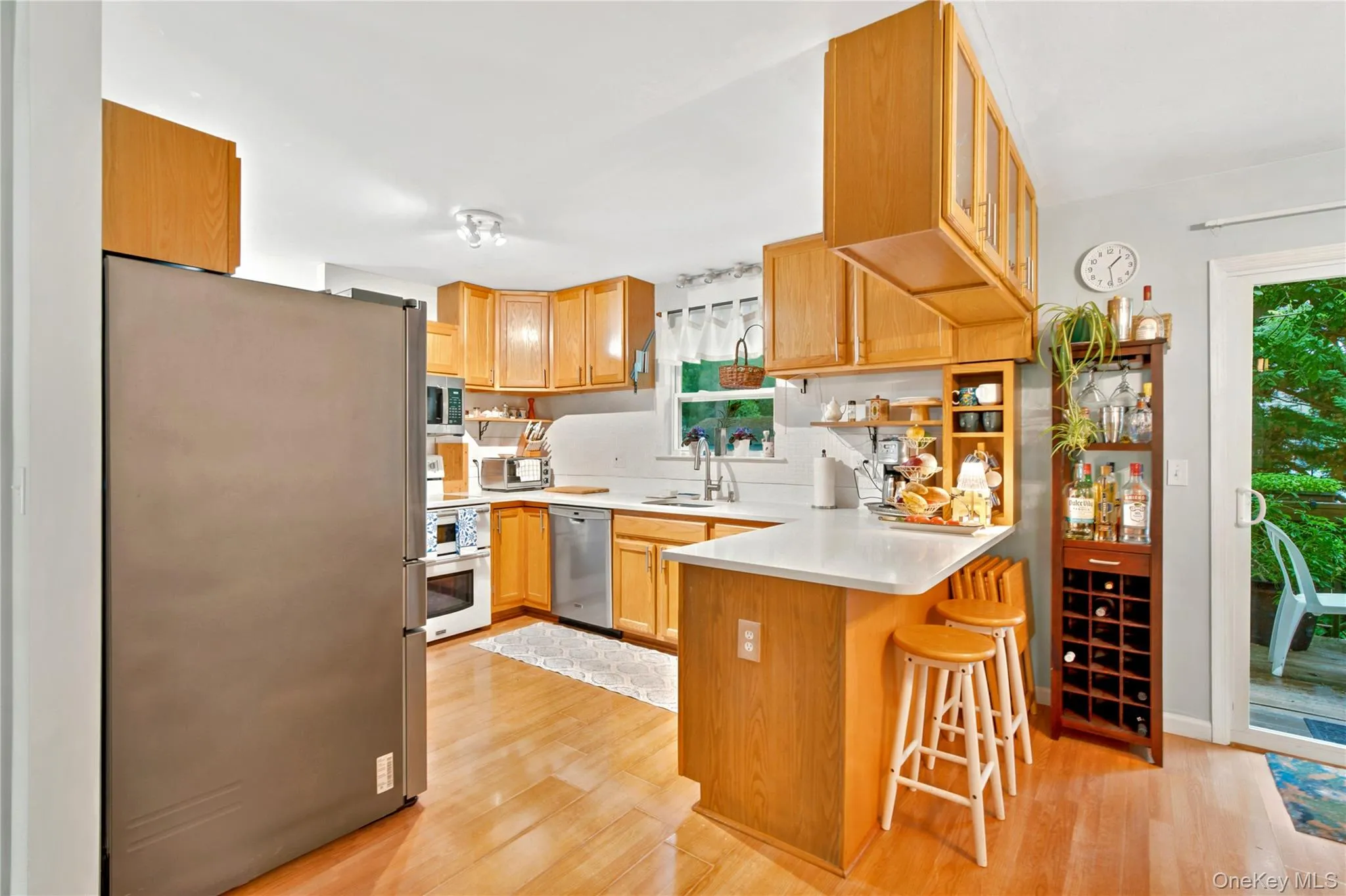 58 Silver Road, Brookhaven, NY, 3 Bedrooms Bedrooms, 10 Rooms Rooms,1 BathroomBathrooms,Residential,For Rent,Silver,0,KEY1017690 58 Silver Road, Brookhaven, NY, 3 Bedrooms Bedrooms, 10 Rooms Rooms,1 BathroomBathrooms,Residential,For Rent,Silver,0,KEY1017690