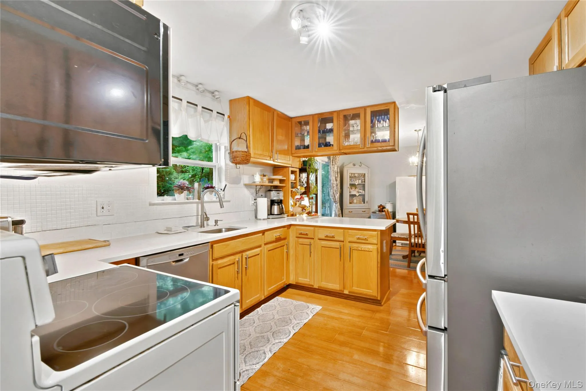 58 Silver Road, Brookhaven, NY, 3 Bedrooms Bedrooms, 10 Rooms Rooms,1 BathroomBathrooms,Residential,For Rent,Silver,0,KEY1017690 58 Silver Road, Brookhaven, NY, 3 Bedrooms Bedrooms, 10 Rooms Rooms,1 BathroomBathrooms,Residential,For Rent,Silver,0,KEY1017690