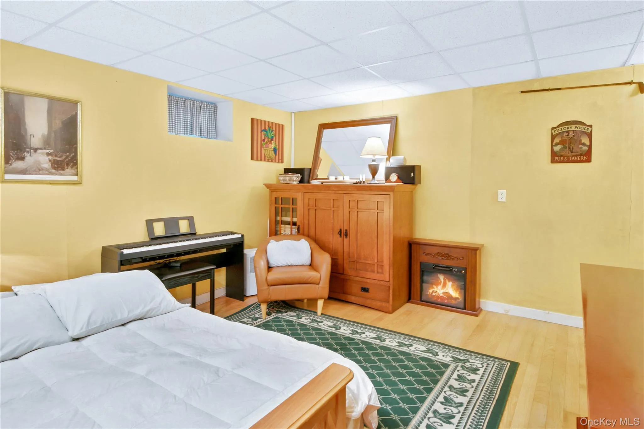58 Silver Road, Brookhaven, NY, 3 Bedrooms Bedrooms, 10 Rooms Rooms,1 BathroomBathrooms,Residential,For Rent,Silver,0,KEY1017690 58 Silver Road, Brookhaven, NY, 3 Bedrooms Bedrooms, 10 Rooms Rooms,1 BathroomBathrooms,Residential,For Rent,Silver,0,KEY1017690