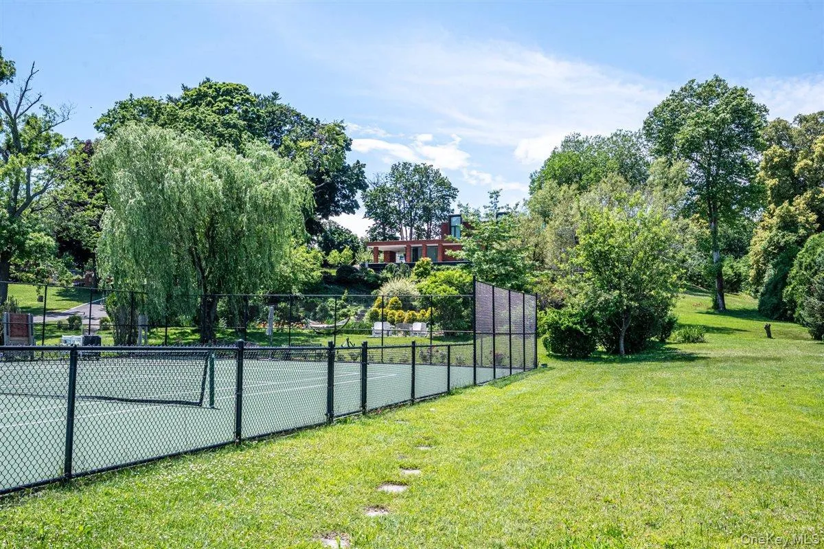 30 Pheasant Run, North Hempstead, NY, 8 Bedrooms Bedrooms, 12 Rooms Rooms,6 BathroomsBathrooms,Residential Lease,For Rent,Pheasant,0,KEY1017695 30 Pheasant Run, North Hempstead, NY, 8 Bedrooms Bedrooms, 12 Rooms Rooms,6 BathroomsBathrooms,Residential Lease,For Rent,Pheasant,0,KEY1017695