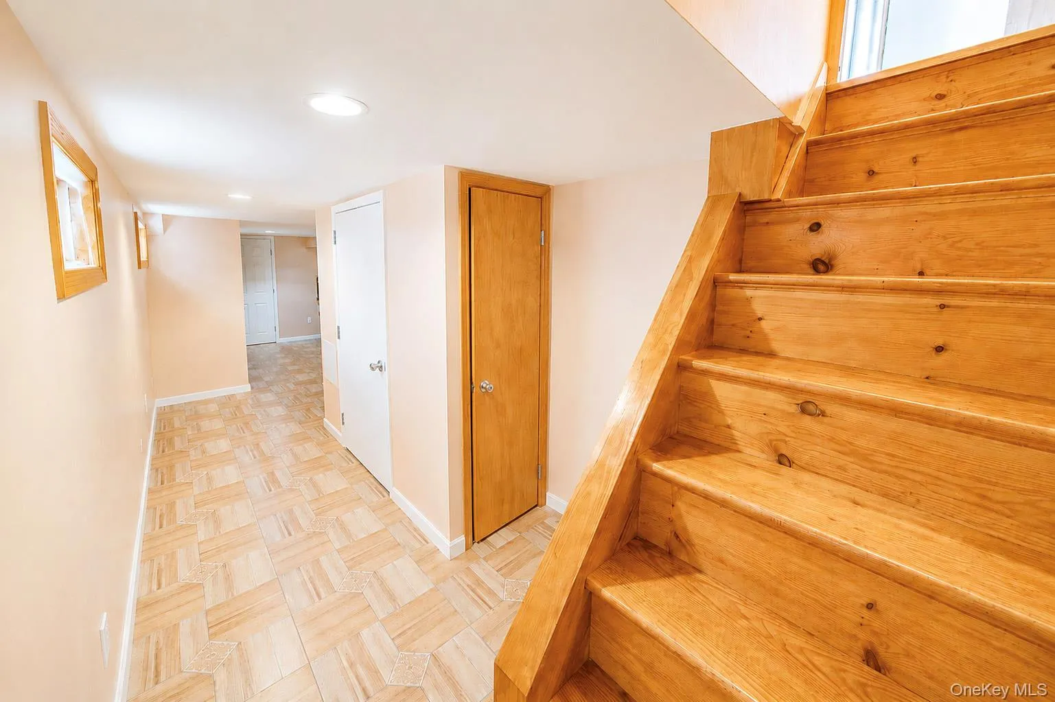 937 7th Street, North Hempstead, NY, 3 Bedrooms Bedrooms, 9 Rooms Rooms,2 BathroomsBathrooms,Residential,For Rent,7th,0,KEY1017696 937 7th Street, North Hempstead, NY, 3 Bedrooms Bedrooms, 9 Rooms Rooms,2 BathroomsBathrooms,Residential,For Rent,7th,0,KEY1017696