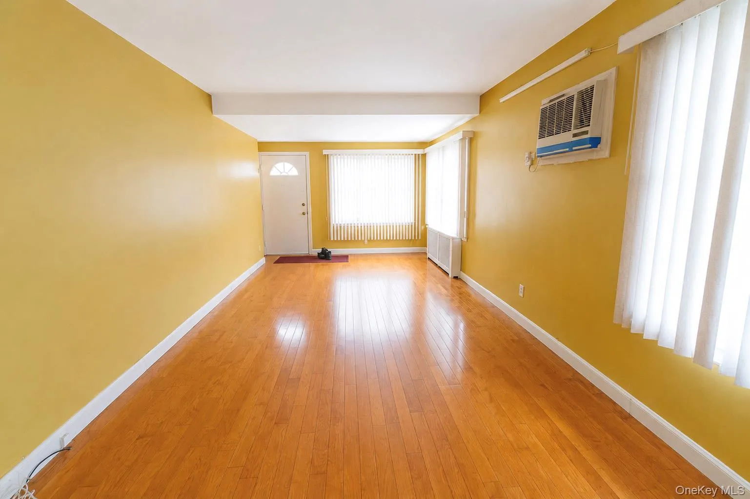 937 7th Street, North Hempstead, NY, 3 Bedrooms Bedrooms, 9 Rooms Rooms,2 BathroomsBathrooms,Residential,For Rent,7th,0,KEY1017696 937 7th Street, North Hempstead, NY, 3 Bedrooms Bedrooms, 9 Rooms Rooms,2 BathroomsBathrooms,Residential,For Rent,7th,0,KEY1017696