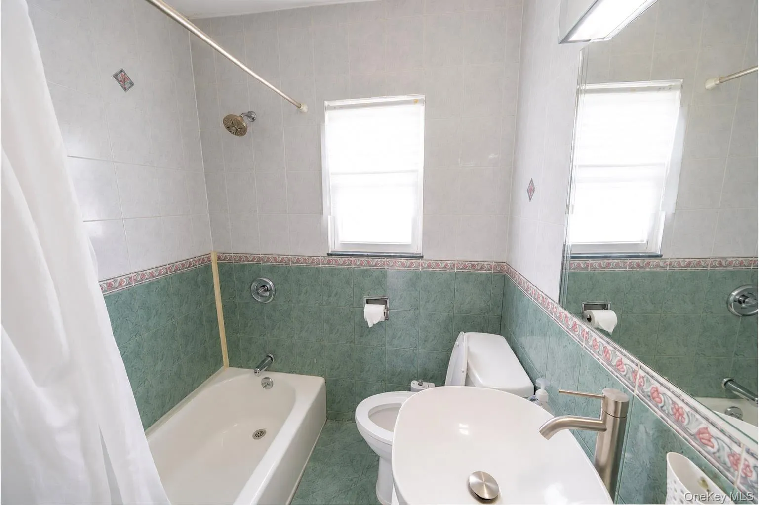 937 7th Street, North Hempstead, NY, 3 Bedrooms Bedrooms, 9 Rooms Rooms,2 BathroomsBathrooms,Residential,For Rent,7th,0,KEY1017696 937 7th Street, North Hempstead, NY, 3 Bedrooms Bedrooms, 9 Rooms Rooms,2 BathroomsBathrooms,Residential,For Rent,7th,0,KEY1017696