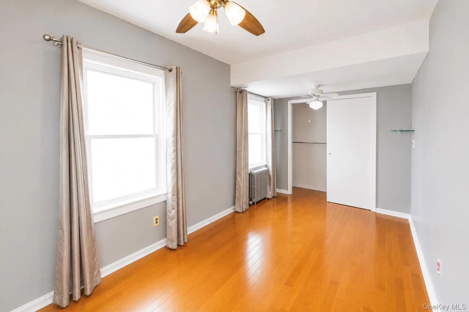 937 7th Street, North Hempstead, NY, 3 Bedrooms Bedrooms, 9 Rooms Rooms,2 BathroomsBathrooms,Residential,For Rent,7th,0,KEY1017696 937 7th Street, North Hempstead, NY, 3 Bedrooms Bedrooms, 9 Rooms Rooms,2 BathroomsBathrooms,Residential,For Rent,7th,0,KEY1017696