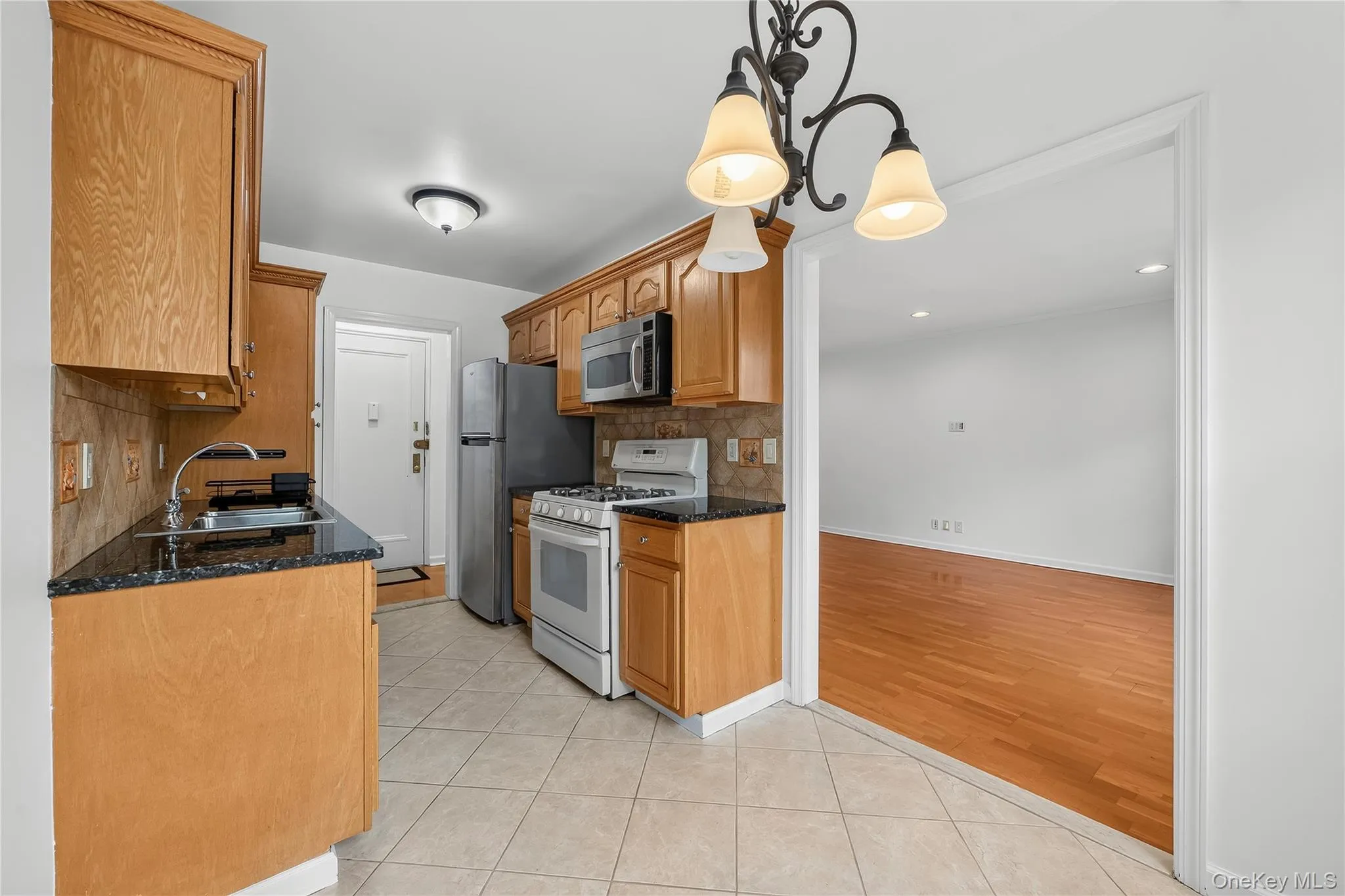 793 Palmer Road, Yonkers, NY, 1 Bedroom Bedrooms, 2 Rooms Rooms,1 BathroomBathrooms,Residential Lease,For Rent,Palmer,0,1017697 793 Palmer Road, Yonkers, NY, 1 Bedroom Bedrooms, 2 Rooms Rooms,1 BathroomBathrooms,Residential Lease,For Rent,Palmer,0,1017697