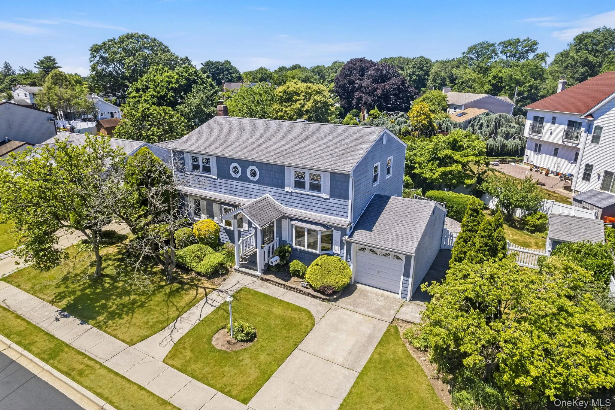 216 Gardner Avenue, Oyster Bay, NY, 5 Bedrooms Bedrooms, 9 Rooms Rooms,2 BathroomsBathrooms,Residential,For Rent,Gardner,0,KEY1017700 216 Gardner Avenue, Oyster Bay, NY, 5 Bedrooms Bedrooms, 9 Rooms Rooms,2 BathroomsBathrooms,Residential,For Rent,Gardner,0,KEY1017700