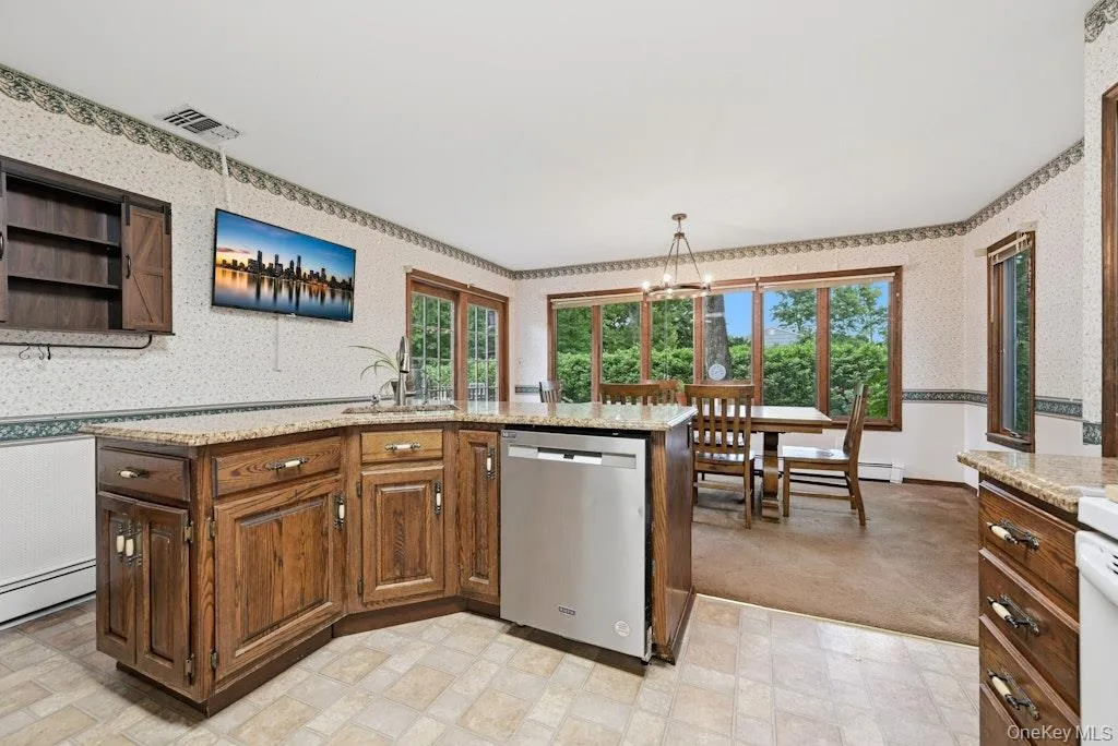 23 Flicker Drive, Brookhaven, NY, 3 Bedrooms Bedrooms, 6 Rooms Rooms,3 BathroomsBathrooms,Residential,For Rent,Flicker,0,1017701 23 Flicker Drive, Brookhaven, NY, 3 Bedrooms Bedrooms, 6 Rooms Rooms,3 BathroomsBathrooms,Residential,For Rent,Flicker,0,1017701