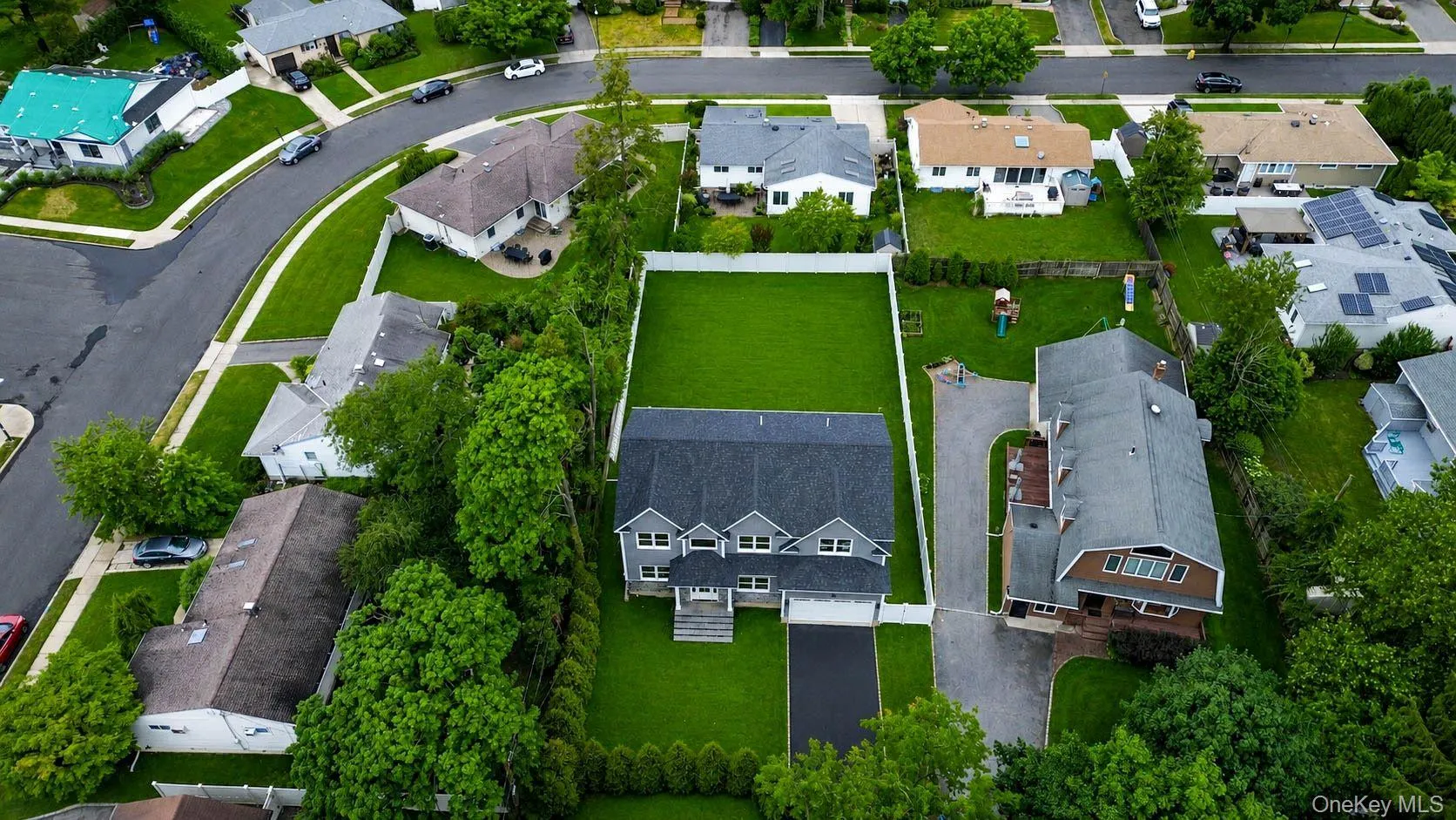 30 Main Parkway, Oyster Bay, NY, 5 Bedrooms Bedrooms, 12 Rooms Rooms,3 BathroomsBathrooms,Residential,For Rent,Main,0,1017703 30 Main Parkway, Oyster Bay, NY, 5 Bedrooms Bedrooms, 12 Rooms Rooms,3 BathroomsBathrooms,Residential,For Rent,Main,0,1017703