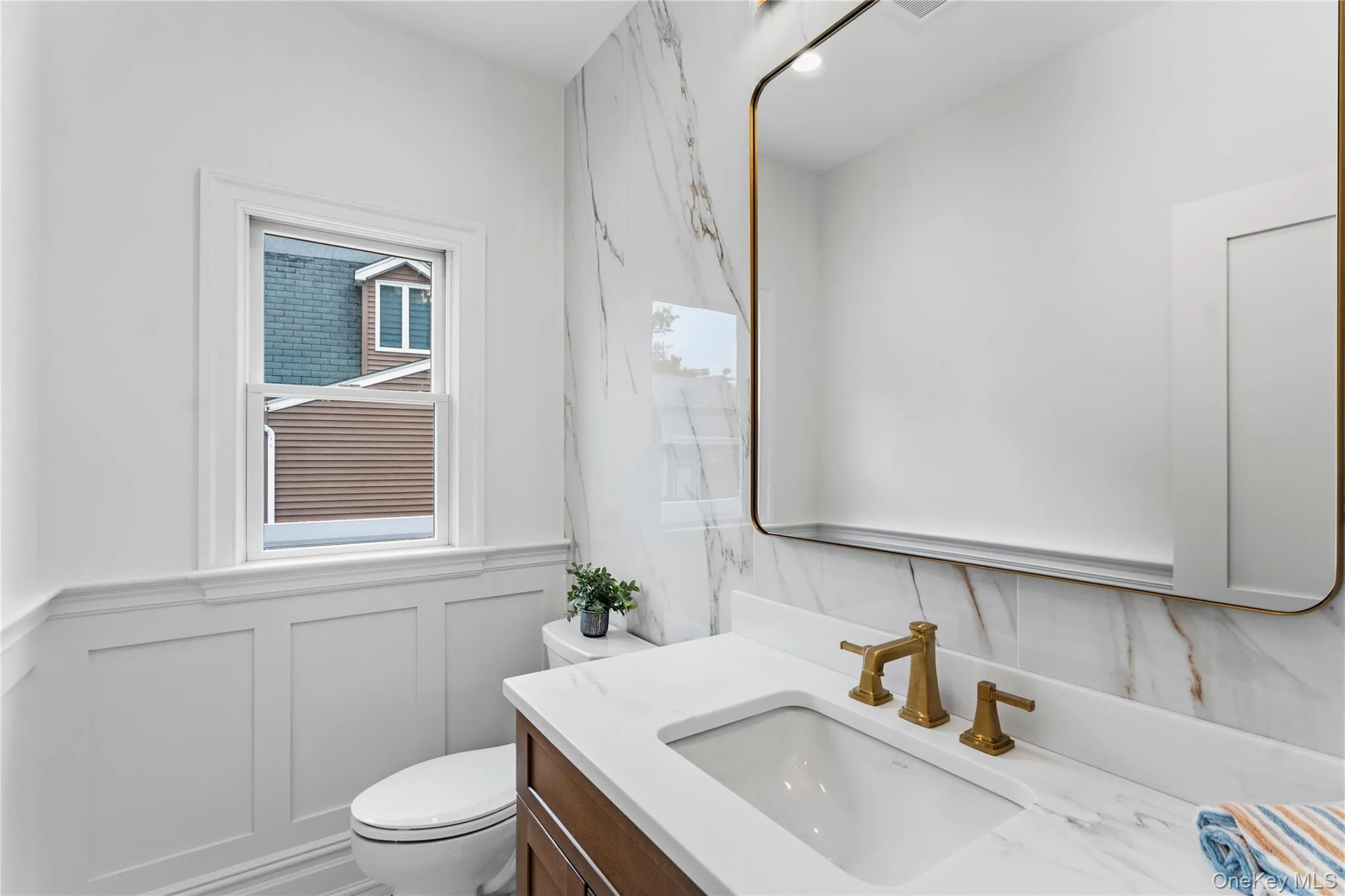 30 B Main Parkway, Oyster Bay, NY, 5 Bedrooms Bedrooms, 12 Rooms Rooms,3 BathroomsBathrooms,Residential,For Rent,Main,0,KEY1017703 30 B Main Parkway, Oyster Bay, NY, 5 Bedrooms Bedrooms, 12 Rooms Rooms,3 BathroomsBathrooms,Residential,For Rent,Main,0,KEY1017703