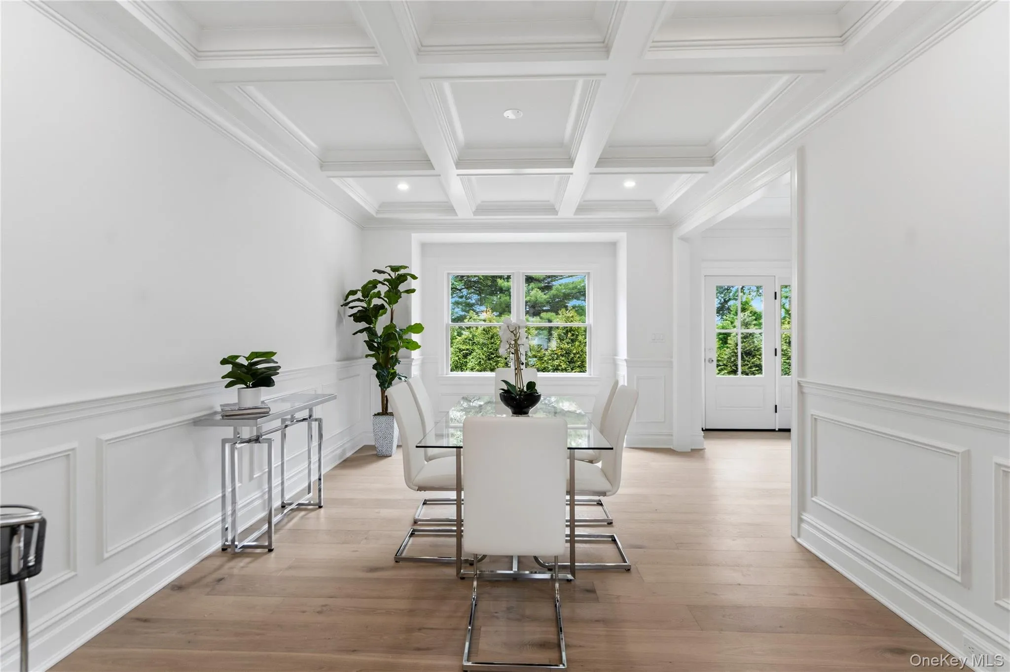 30 B Main Parkway, Oyster Bay, NY, 5 Bedrooms Bedrooms, 12 Rooms Rooms,3 BathroomsBathrooms,Residential,For Rent,Main,0,KEY1017703 30 B Main Parkway, Oyster Bay, NY, 5 Bedrooms Bedrooms, 12 Rooms Rooms,3 BathroomsBathrooms,Residential,For Rent,Main,0,KEY1017703