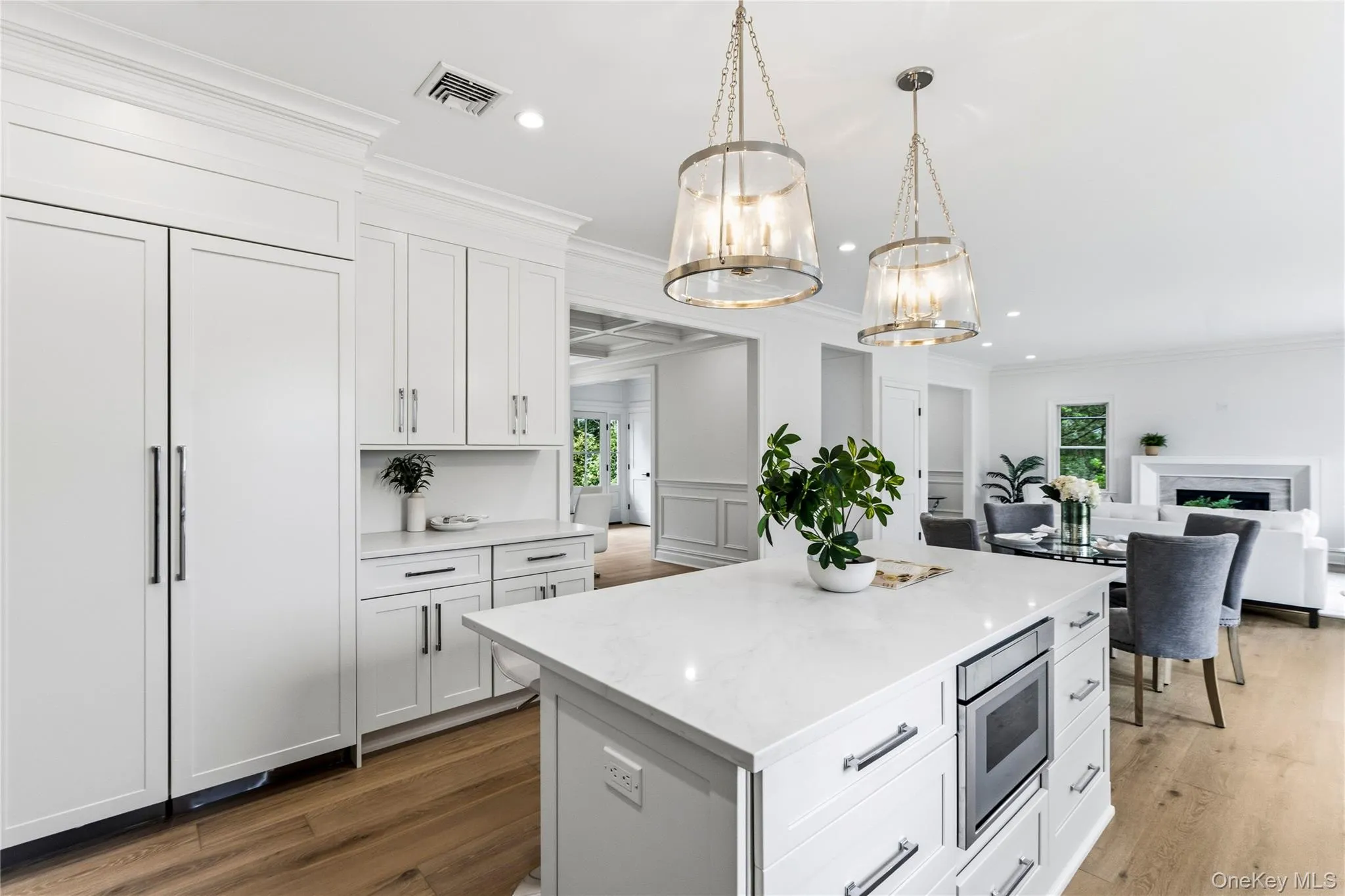 30 B Main Parkway, Oyster Bay, NY, 5 Bedrooms Bedrooms, 12 Rooms Rooms,3 BathroomsBathrooms,Residential,For Rent,Main,0,KEY1017703 30 B Main Parkway, Oyster Bay, NY, 5 Bedrooms Bedrooms, 12 Rooms Rooms,3 BathroomsBathrooms,Residential,For Rent,Main,0,KEY1017703