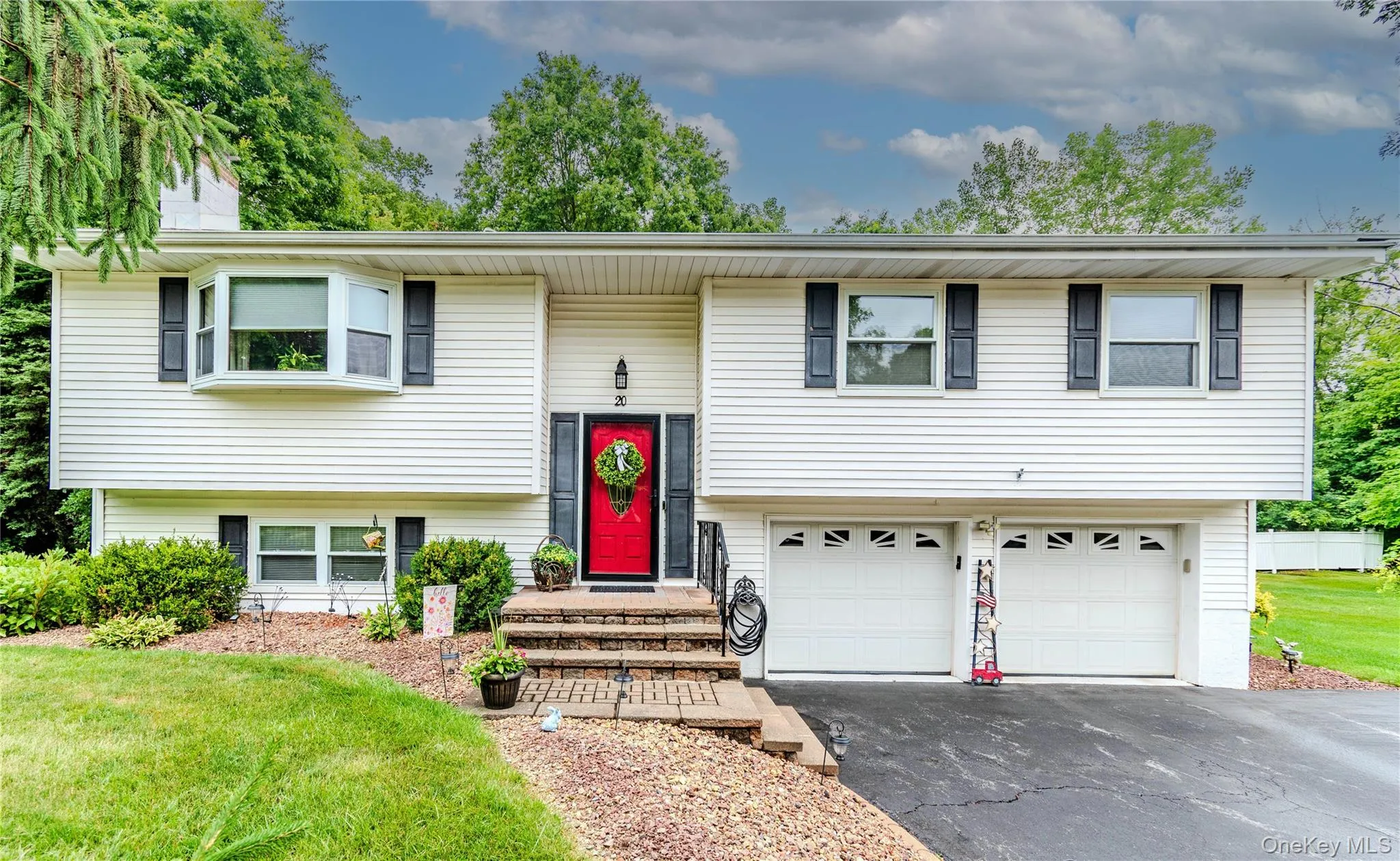 20 Kendell Drive, Wappinger, NY, 3 Bedrooms Bedrooms, 9 Rooms Rooms,2 BathroomsBathrooms,Residential,For Rent,Kendell,0,KEY1017707 20 Kendell Drive, Wappinger, NY, 3 Bedrooms Bedrooms, 9 Rooms Rooms,2 BathroomsBathrooms,Residential,For Rent,Kendell,0,KEY1017707