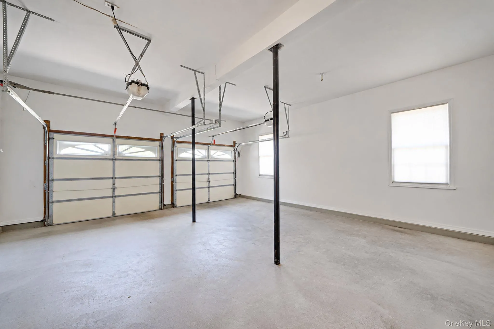 10 Park View Lane, Brookhaven, NY, 5 Bedrooms Bedrooms, 9 Rooms Rooms,3 BathroomsBathrooms,Residential,For Rent,Park View,0,KEY1017709 10 Park View Lane, Brookhaven, NY, 5 Bedrooms Bedrooms, 9 Rooms Rooms,3 BathroomsBathrooms,Residential,For Rent,Park View,0,KEY1017709