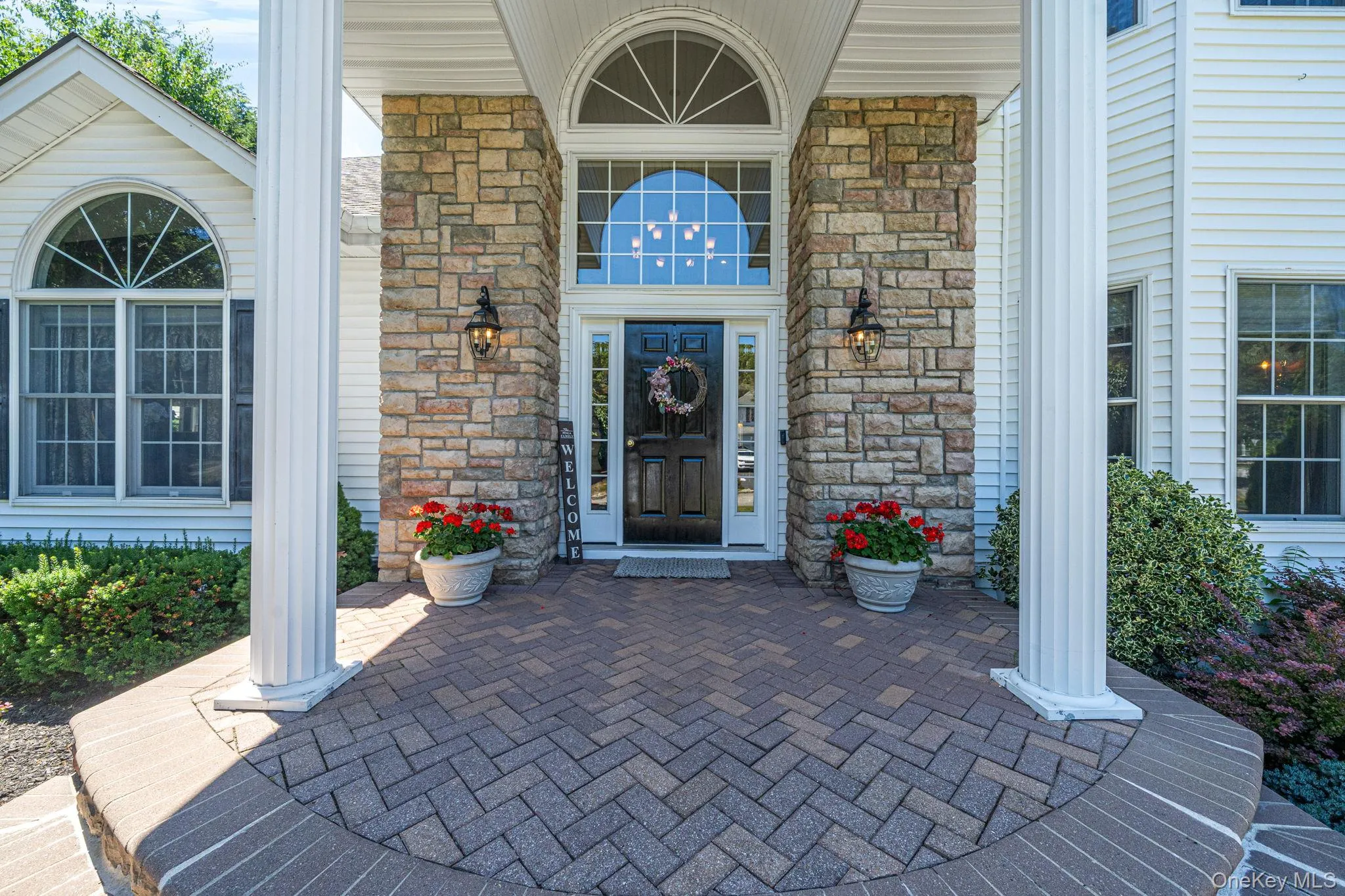 10 Park View Lane, Brookhaven, NY, 5 Bedrooms Bedrooms, 9 Rooms Rooms,3 BathroomsBathrooms,Residential,For Rent,Park View,0,KEY1017709 10 Park View Lane, Brookhaven, NY, 5 Bedrooms Bedrooms, 9 Rooms Rooms,3 BathroomsBathrooms,Residential,For Rent,Park View,0,KEY1017709