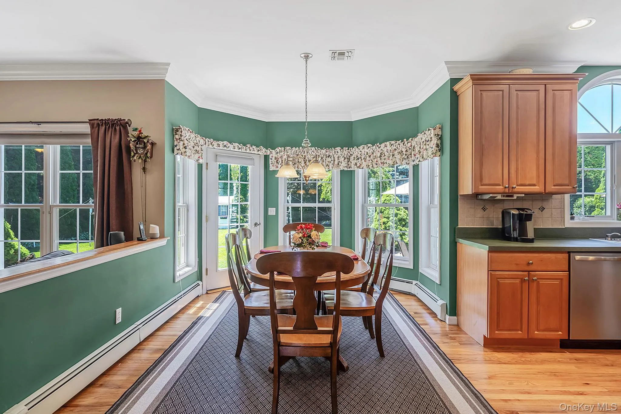 10 Park View Lane, Brookhaven, NY, 5 Bedrooms Bedrooms, 9 Rooms Rooms,3 BathroomsBathrooms,Residential,For Rent,Park View,0,KEY1017709 10 Park View Lane, Brookhaven, NY, 5 Bedrooms Bedrooms, 9 Rooms Rooms,3 BathroomsBathrooms,Residential,For Rent,Park View,0,KEY1017709