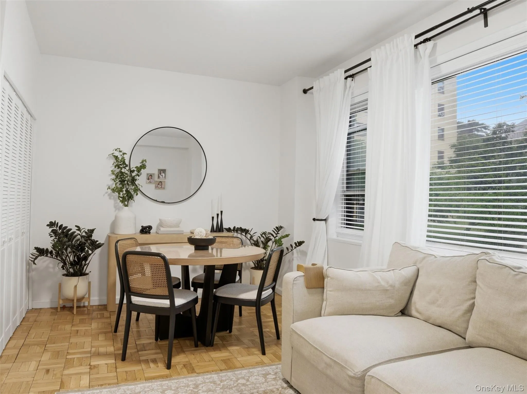8 Fordham Hill Oval, New York, NY, 2 Bedrooms Bedrooms, 4 Rooms Rooms,1 BathroomBathrooms,Residential,For Rent,Fordham Hill,0,KEY1017710 8 Fordham Hill Oval, New York, NY, 2 Bedrooms Bedrooms, 4 Rooms Rooms,1 BathroomBathrooms,Residential,For Rent,Fordham Hill,0,KEY1017710