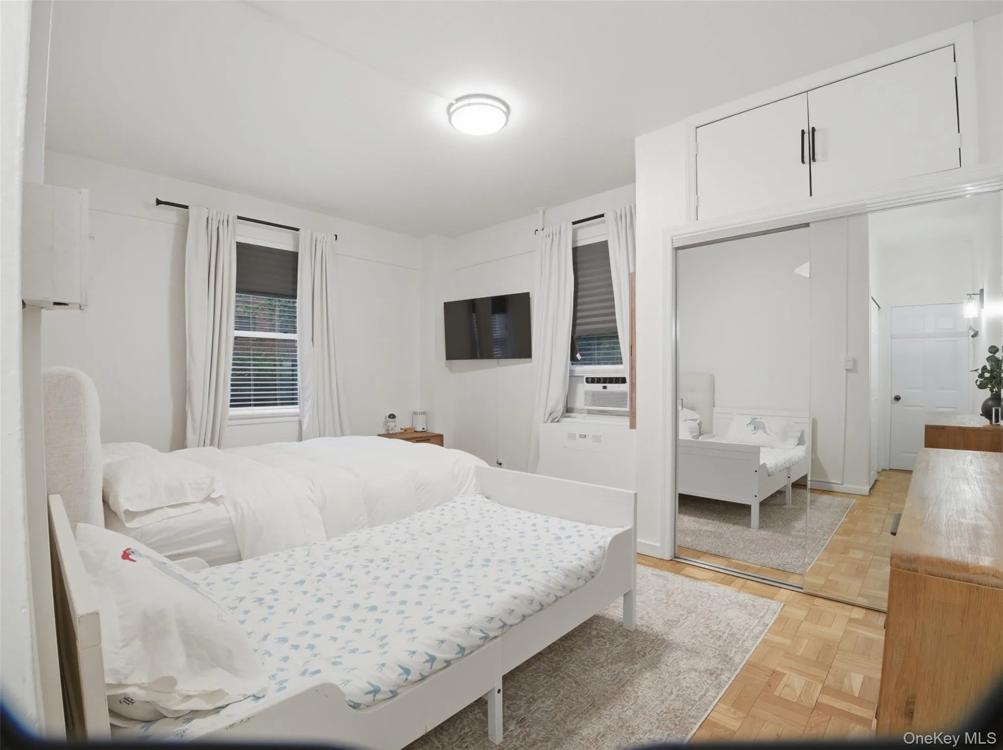 8 Fordham Hill Oval, New York, NY, 2 Bedrooms Bedrooms, 4 Rooms Rooms,1 BathroomBathrooms,Residential,For Rent,Fordham Hill,0,KEY1017710 8 Fordham Hill Oval, New York, NY, 2 Bedrooms Bedrooms, 4 Rooms Rooms,1 BathroomBathrooms,Residential,For Rent,Fordham Hill,0,KEY1017710