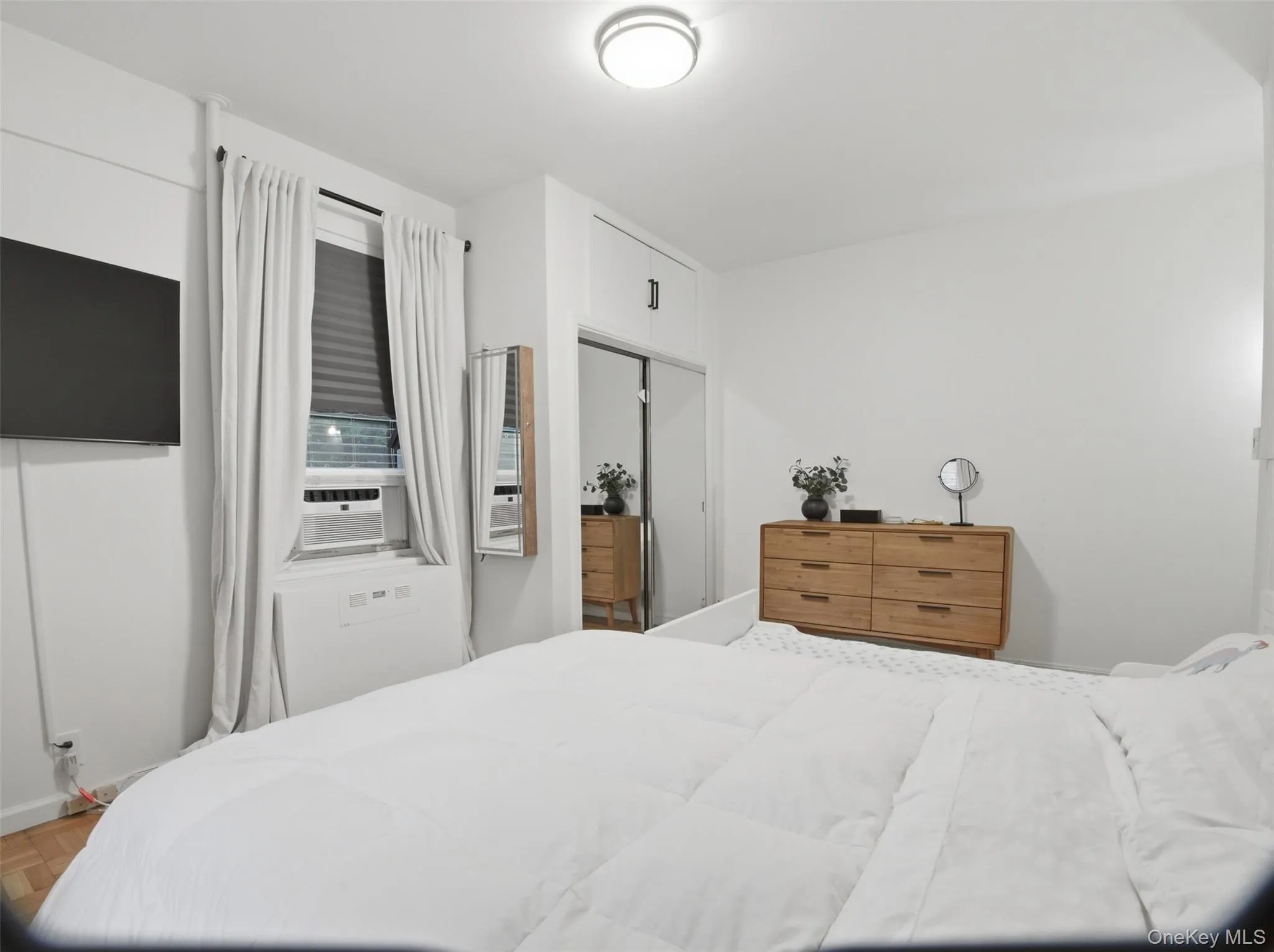 8 Fordham Hill Oval, New York, NY, 2 Bedrooms Bedrooms, 4 Rooms Rooms,1 BathroomBathrooms,Residential,For Rent,Fordham Hill,0,KEY1017710 8 Fordham Hill Oval, New York, NY, 2 Bedrooms Bedrooms, 4 Rooms Rooms,1 BathroomBathrooms,Residential,For Rent,Fordham Hill,0,KEY1017710