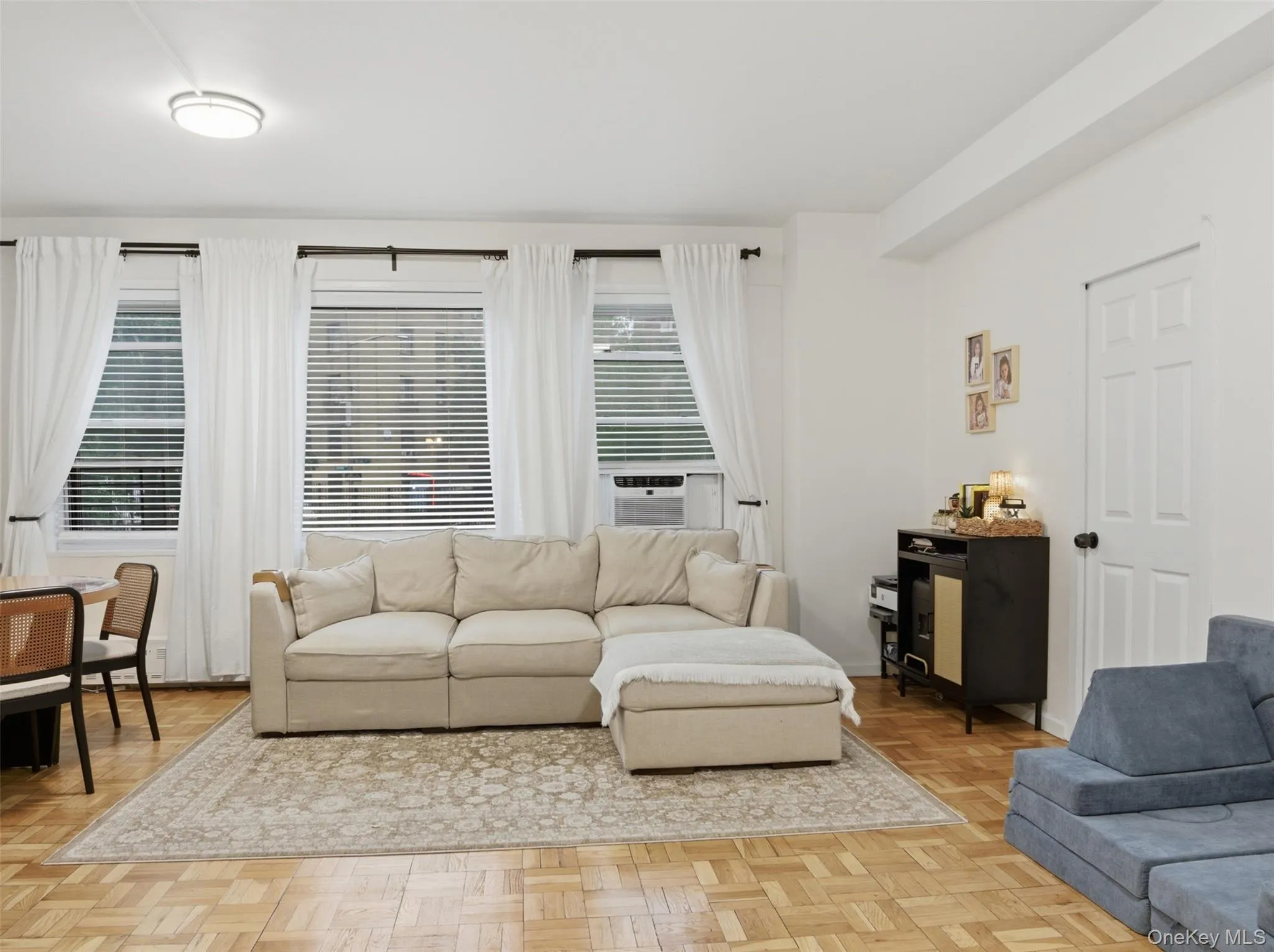 8 Fordham Hill Oval, New York, NY, 2 Bedrooms Bedrooms, 4 Rooms Rooms,1 BathroomBathrooms,Residential,For Rent,Fordham Hill,0,KEY1017710 8 Fordham Hill Oval, New York, NY, 2 Bedrooms Bedrooms, 4 Rooms Rooms,1 BathroomBathrooms,Residential,For Rent,Fordham Hill,0,KEY1017710