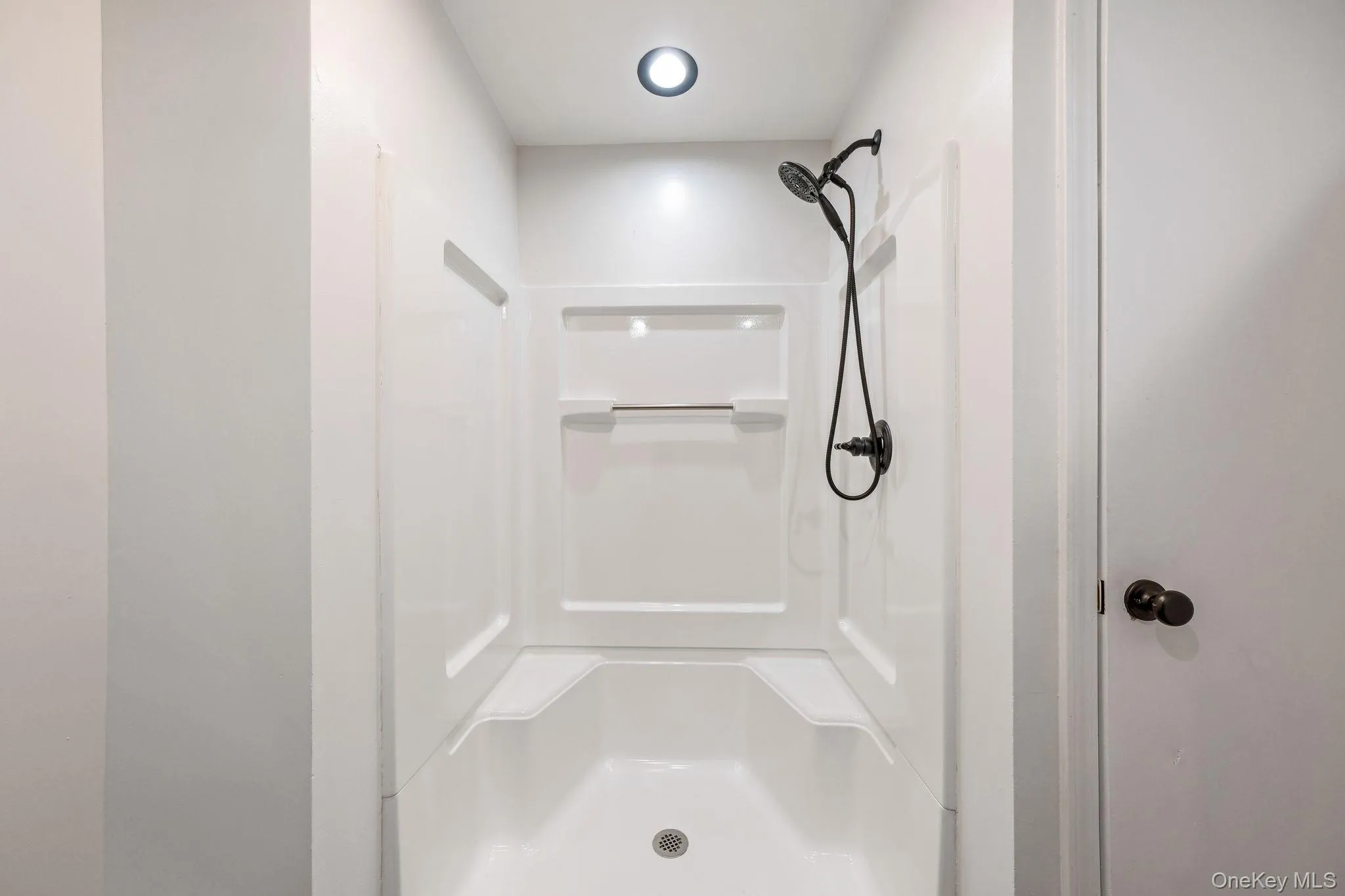 326 Lake Vue Drive, Montgomery, NY, 2 Bedrooms Bedrooms, 6 Rooms Rooms,2 BathroomsBathrooms,Residential,For Rent,Lake Vue,0,KEY1017711 326 Lake Vue Drive, Montgomery, NY, 2 Bedrooms Bedrooms, 6 Rooms Rooms,2 BathroomsBathrooms,Residential,For Rent,Lake Vue,0,KEY1017711