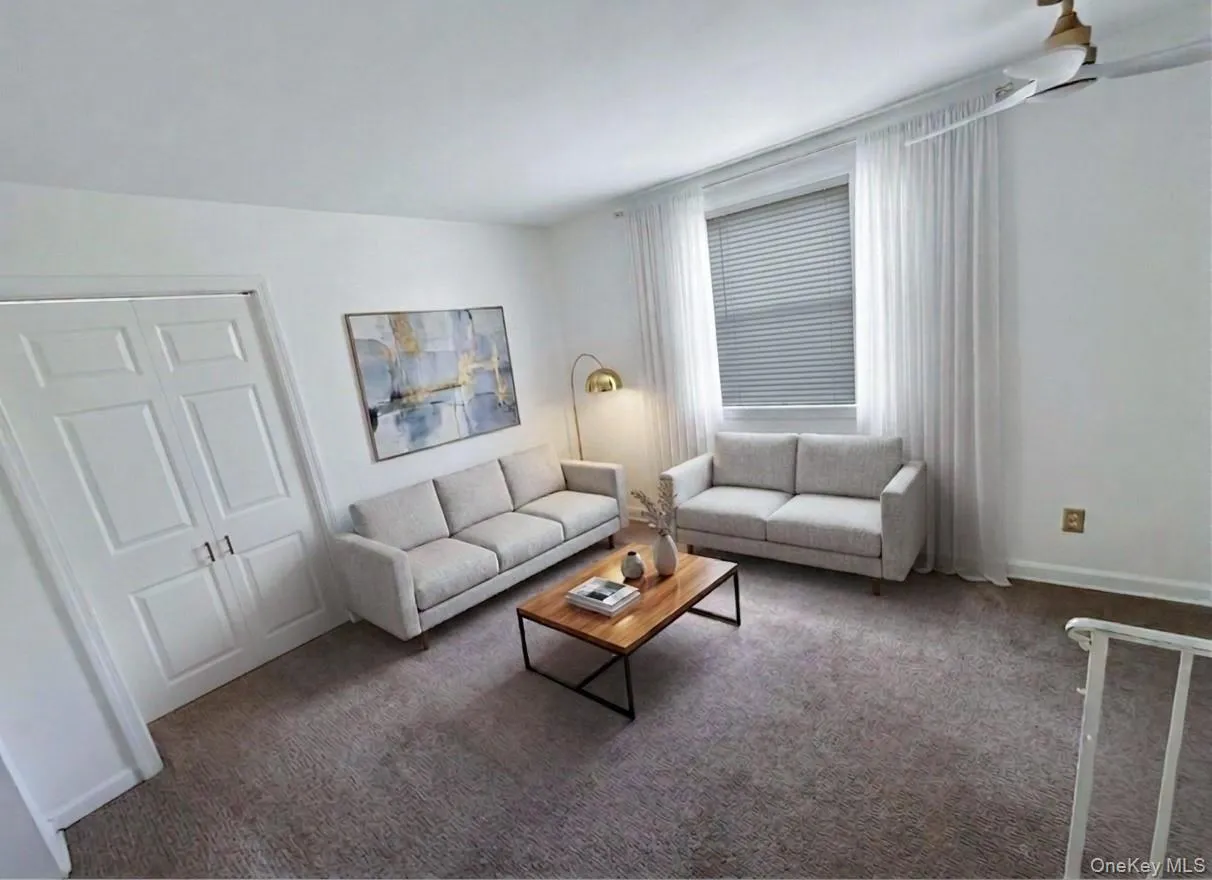 233-06 131 Avenue 233-06 131 Avenue Avenue, New York, NY, 1 Bedroom Bedrooms, 3 Rooms Rooms,1 BathroomBathrooms,Residential,For Rent,233-06 131 Avenue,0,KEY1017712 233-06 131 Avenue 233-06 131 Avenue Avenue, New York, NY, 1 Bedroom Bedrooms, 3 Rooms Rooms,1 BathroomBathrooms,Residential,For Rent,233-06 131 Avenue,0,KEY1017712