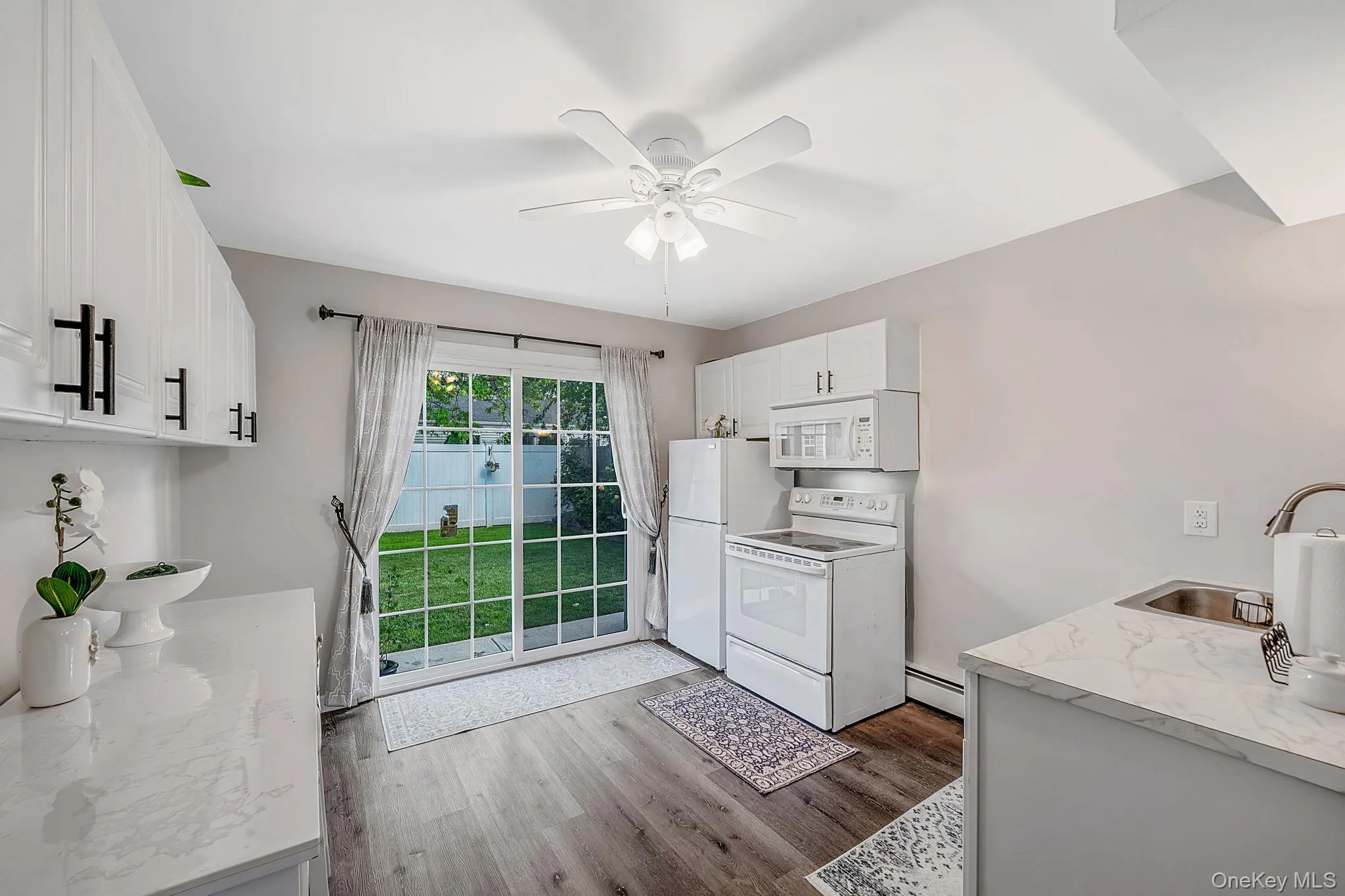 6 Atlantic Street, Brookhaven, NY, 4 Bedrooms Bedrooms, 11 Rooms Rooms,2 BathroomsBathrooms,Residential,For Rent,Atlantic,0,KEY1017713 6 Atlantic Street, Brookhaven, NY, 4 Bedrooms Bedrooms, 11 Rooms Rooms,2 BathroomsBathrooms,Residential,For Rent,Atlantic,0,KEY1017713