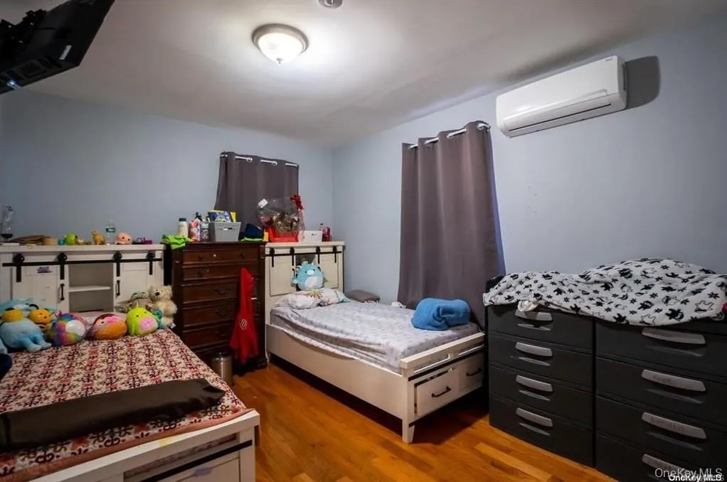 3623 Provost Avenue, New York, NY, 4 Bedrooms Bedrooms, 9 Rooms Rooms,1 BathroomBathrooms,Residential Lease,For Rent,Provost,0,KEY1017716 3623 Provost Avenue, New York, NY, 4 Bedrooms Bedrooms, 9 Rooms Rooms,1 BathroomBathrooms,Residential Lease,For Rent,Provost,0,KEY1017716