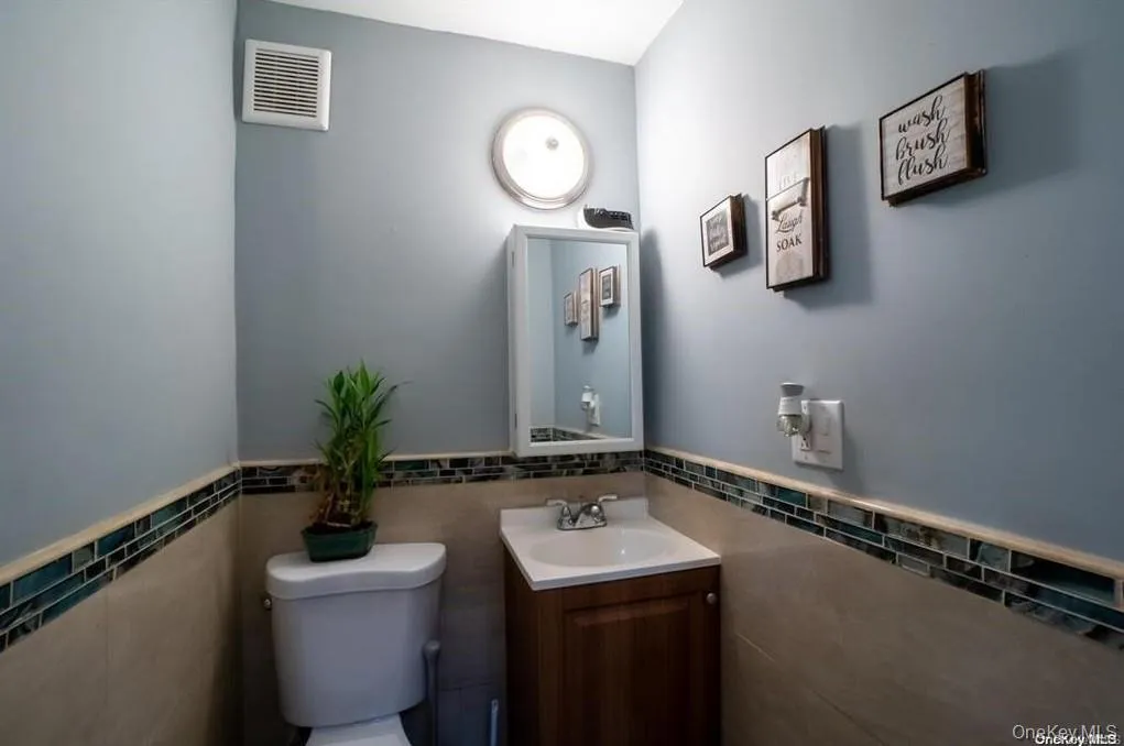3623 Provost Avenue, New York, NY, 4 Bedrooms Bedrooms, 9 Rooms Rooms,1 BathroomBathrooms,Residential Lease,For Rent,Provost,0,KEY1017716 3623 Provost Avenue, New York, NY, 4 Bedrooms Bedrooms, 9 Rooms Rooms,1 BathroomBathrooms,Residential Lease,For Rent,Provost,0,KEY1017716