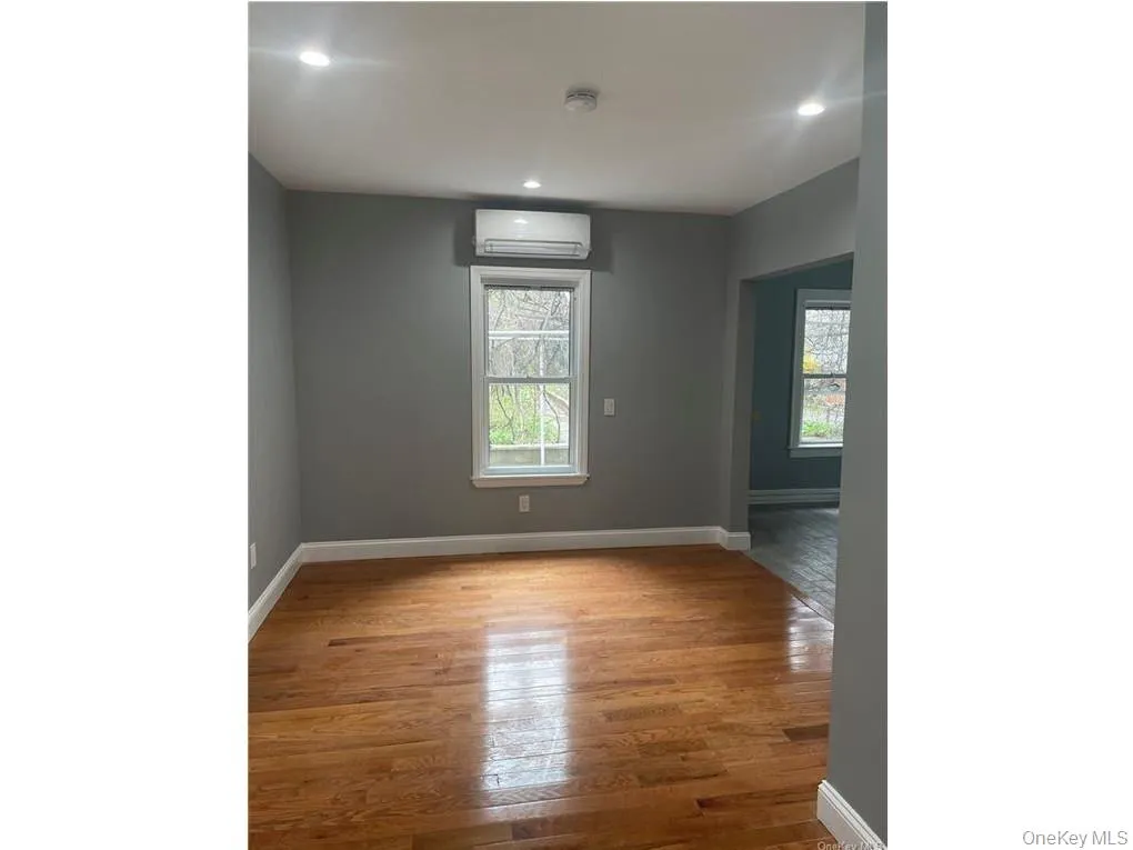 3623 Provost Avenue, New York, NY, 4 Bedrooms Bedrooms, 9 Rooms Rooms,1 BathroomBathrooms,Residential Lease,For Rent,Provost,0,KEY1017716 3623 Provost Avenue, New York, NY, 4 Bedrooms Bedrooms, 9 Rooms Rooms,1 BathroomBathrooms,Residential Lease,For Rent,Provost,0,KEY1017716