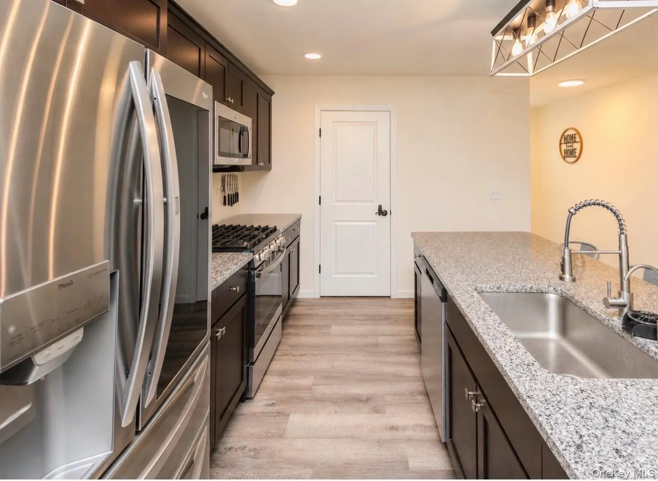 211 Ridgeline Drive, Poughkeepsie, NY, 3 Bedrooms Bedrooms, 6 Rooms Rooms,2 BathroomsBathrooms,Residential,For Rent,Ridgeline,0,1017718 211 Ridgeline Drive, Poughkeepsie, NY, 3 Bedrooms Bedrooms, 6 Rooms Rooms,2 BathroomsBathrooms,Residential,For Rent,Ridgeline,0,1017718