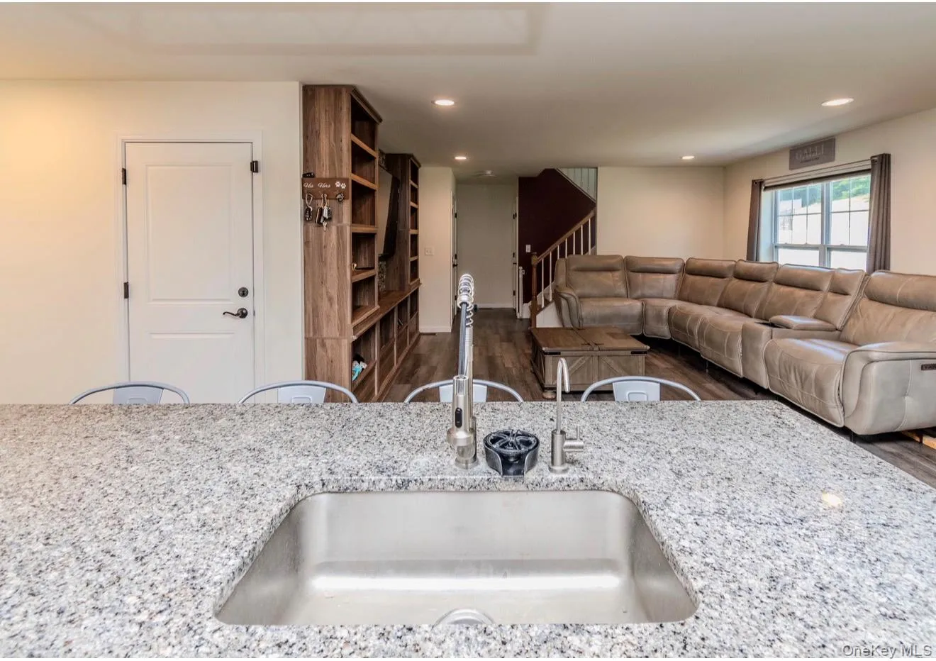 211 Ridgeline Drive, Poughkeepsie, NY, 3 Bedrooms Bedrooms, 6 Rooms Rooms,2 BathroomsBathrooms,Residential,For Rent,Ridgeline,0,1017718 211 Ridgeline Drive, Poughkeepsie, NY, 3 Bedrooms Bedrooms, 6 Rooms Rooms,2 BathroomsBathrooms,Residential,For Rent,Ridgeline,0,1017718