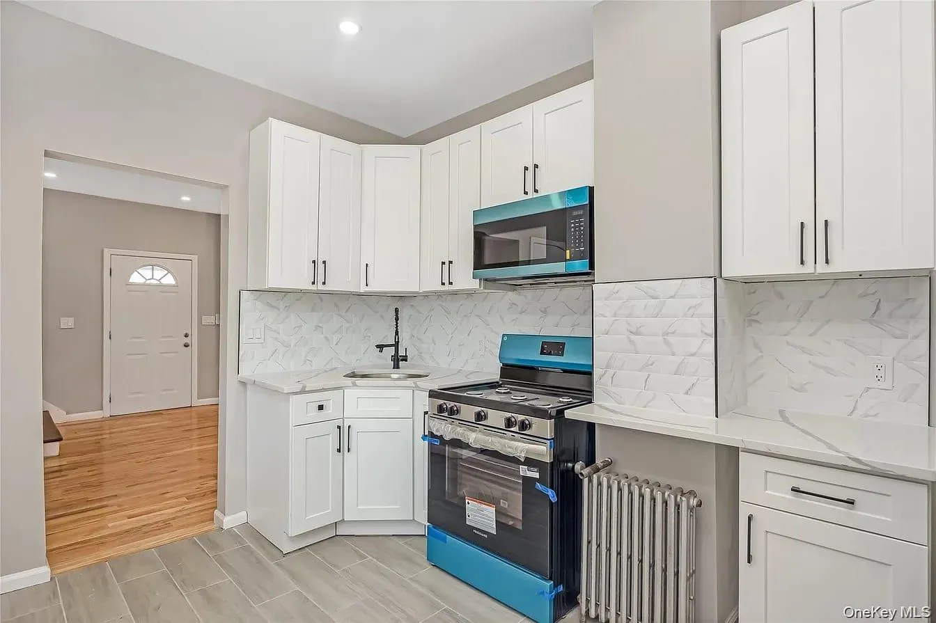 7 Continental Hill, Glen Cove, NY, 3 Bedrooms Bedrooms, 7 Rooms Rooms,2 BathroomsBathrooms,Residential,For Rent,Continental,0,KEY1017722 7 Continental Hill, Glen Cove, NY, 3 Bedrooms Bedrooms, 7 Rooms Rooms,2 BathroomsBathrooms,Residential,For Rent,Continental,0,KEY1017722