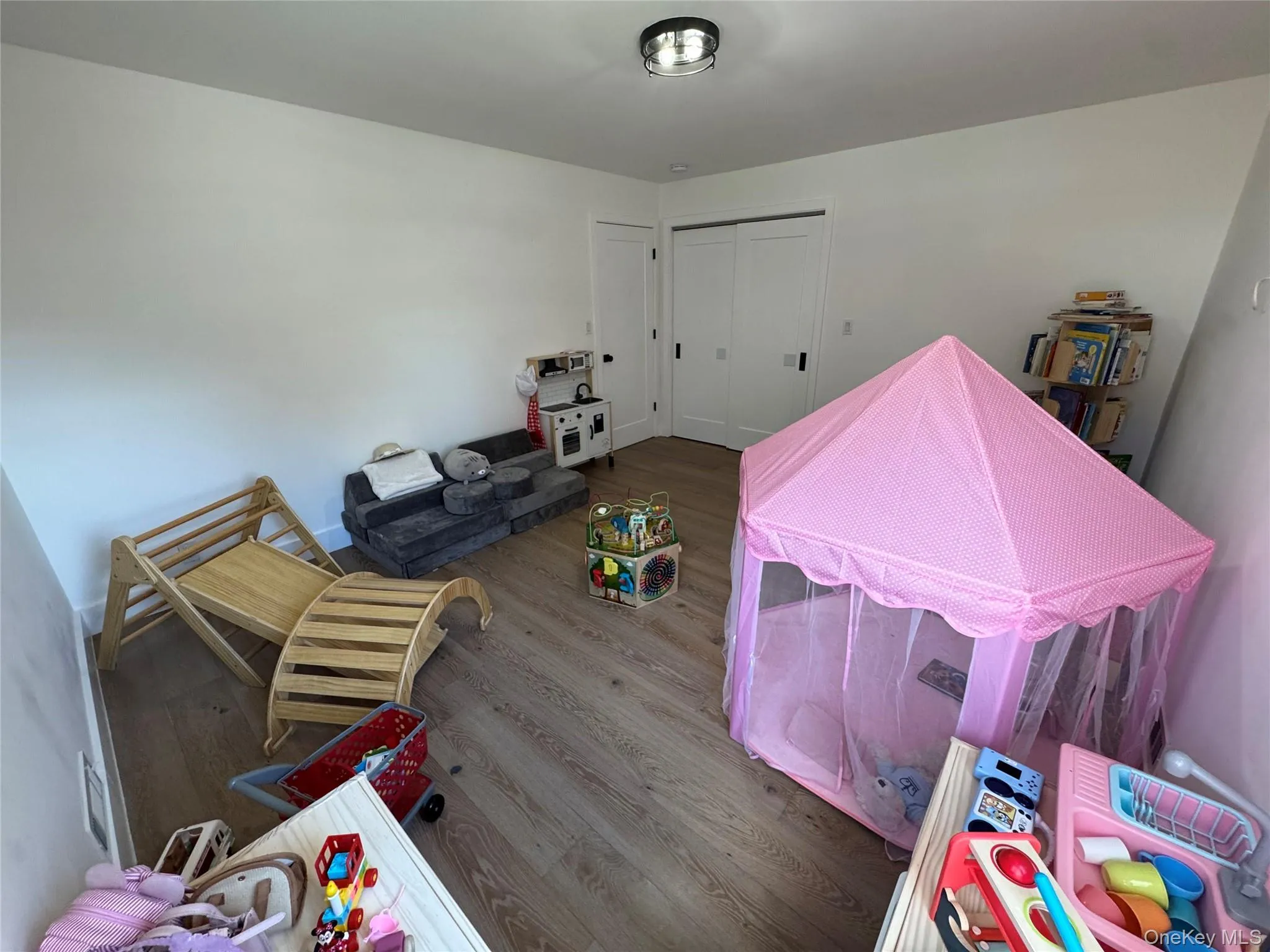 25 Alta Parkway, Mount Vernon, NY, 4 Bedrooms Bedrooms, 11 Rooms Rooms,3 BathroomsBathrooms,Residential,For Rent,Alta,0,KEY1017725 25 Alta Parkway, Mount Vernon, NY, 4 Bedrooms Bedrooms, 11 Rooms Rooms,3 BathroomsBathrooms,Residential,For Rent,Alta,0,KEY1017725